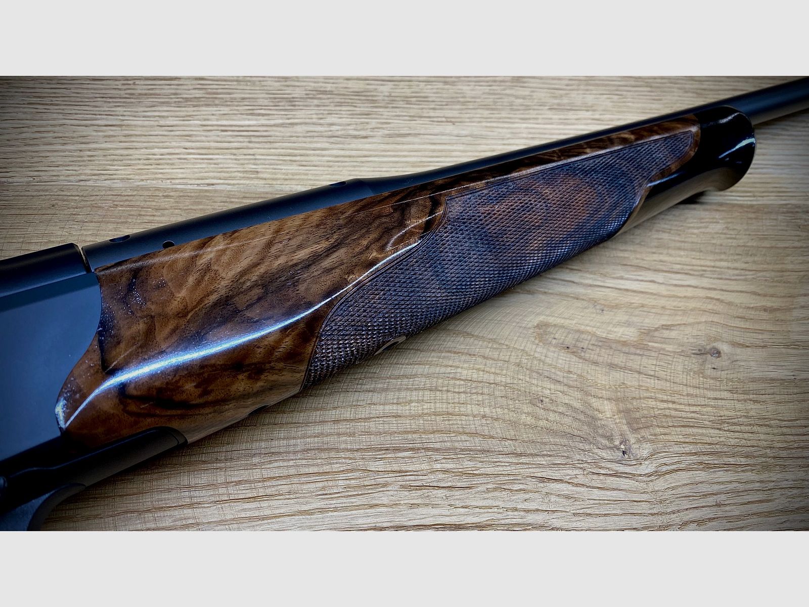 Blaser R8 Success / Holzklasse 10 / Kaliber u. Lauflänge nach Wahl / absolute TRAUMWAFFE
