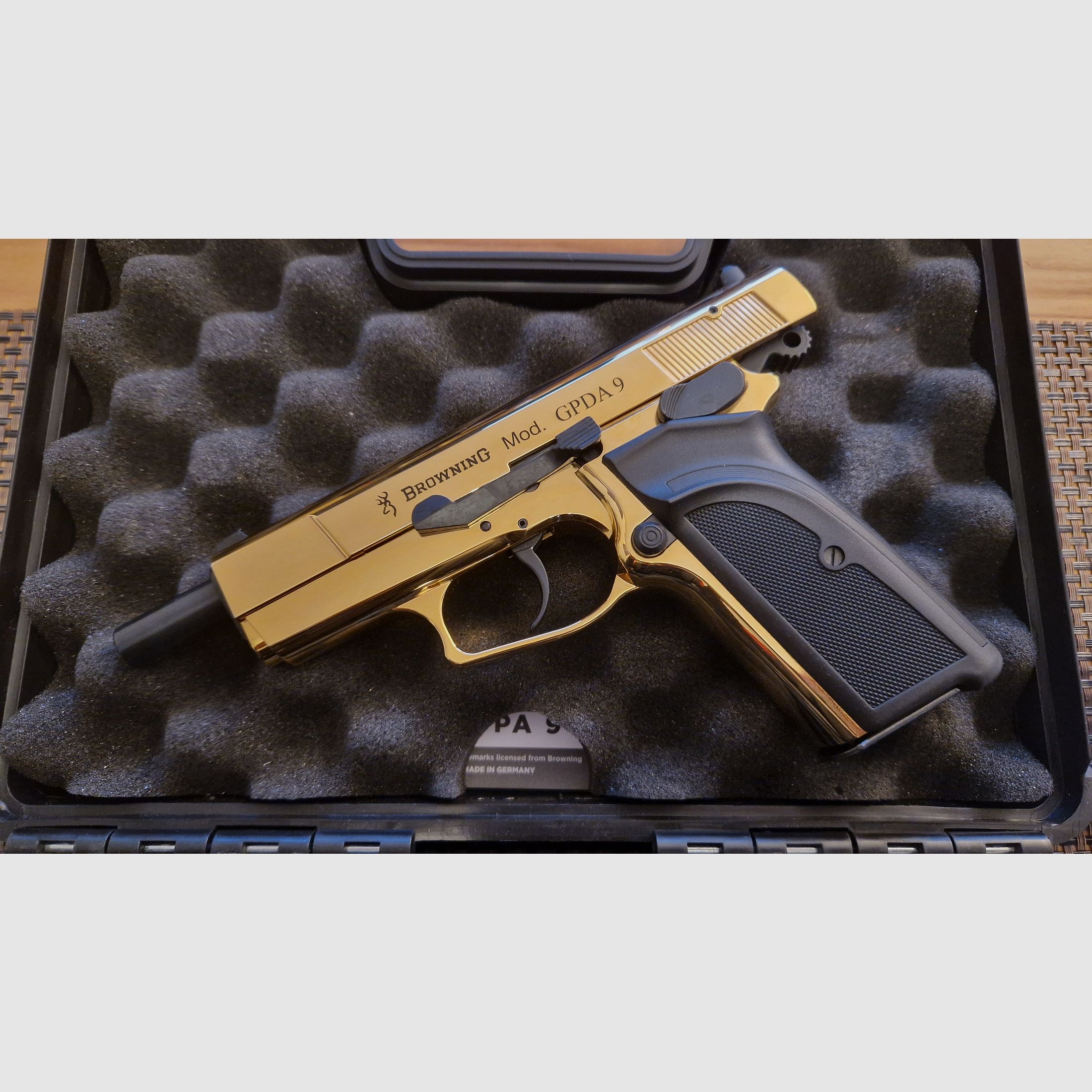Browning GPDA 9 gold 9 mm P.A.K.