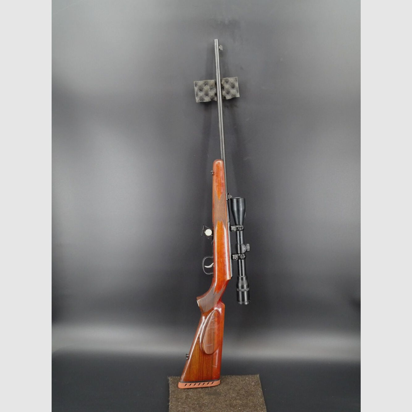 Anschütz Kaliber .22lr ZF Kassnar 6x42 Abs 30/30 Repetierbüchse