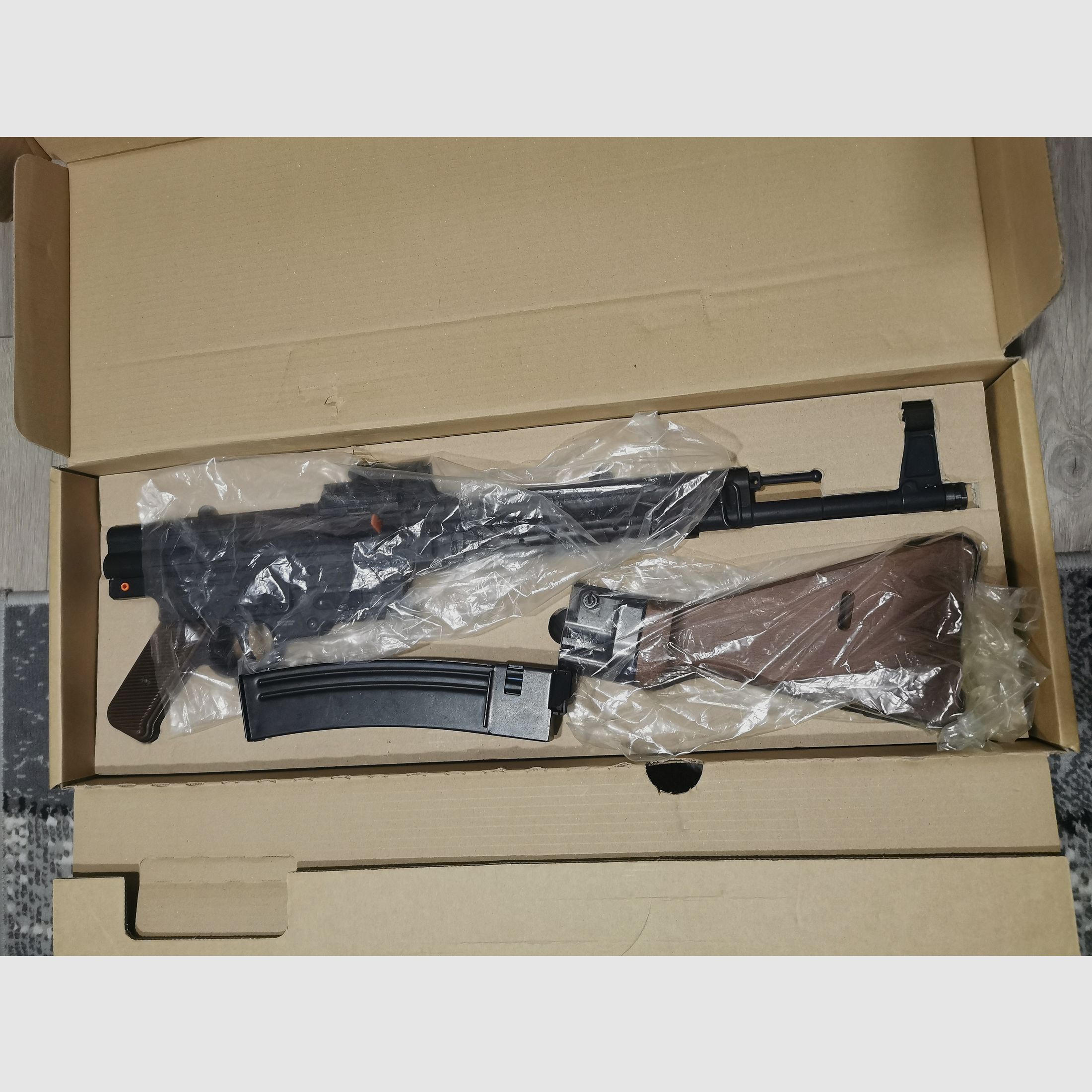 GSG StG 44 Schreckschussgewehr 9 mm P.A.K. Vollmetall Echtholz