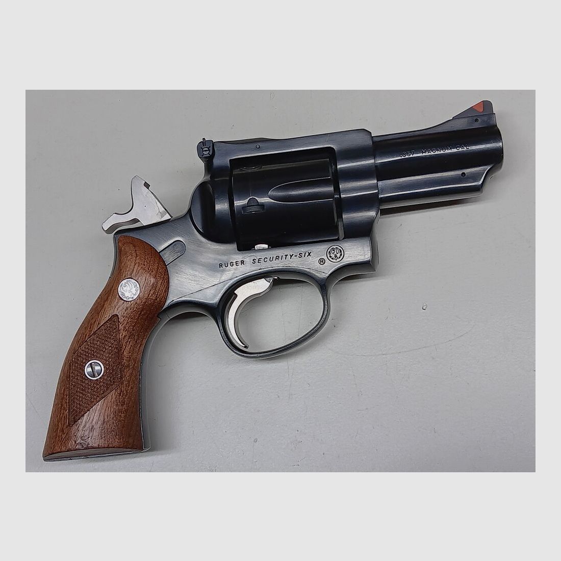 Sturm, Ruger & Co.Inc. Southport USA Security-Six