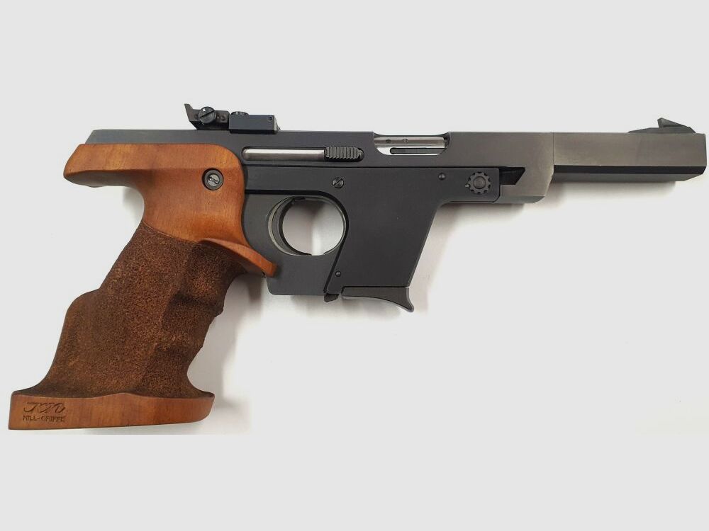 Carl Walther Waffenfabrik Ulm/Do. GSP mit Nill Griffschalen