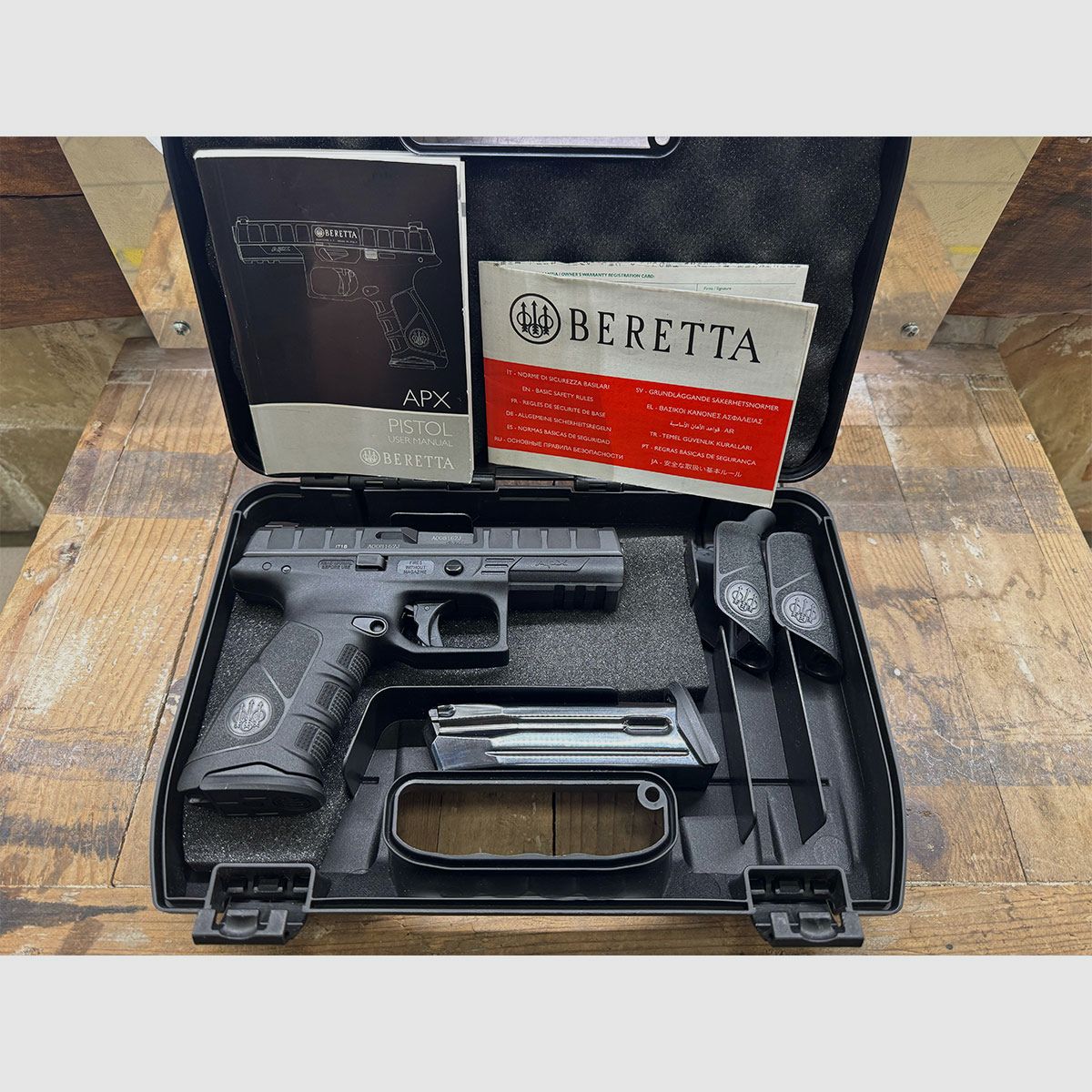 UŻYWANY – PISTOLET – BERETTA MOD. APX kal. 9×21, zdjęcie 5 z 5