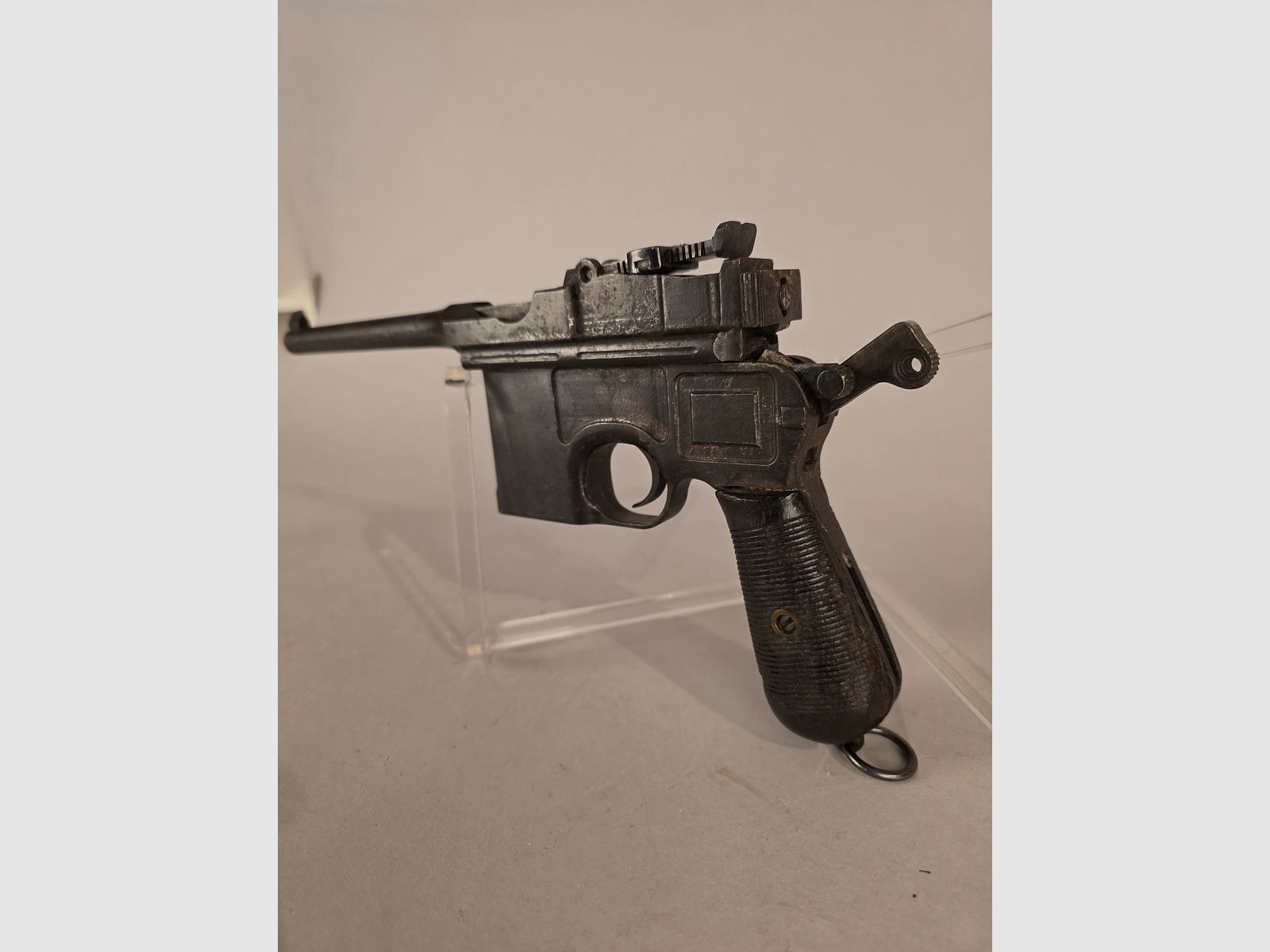 Mauser C96, Broomhandle, Mechanika trochę się zacina (potrzebna wiedza)