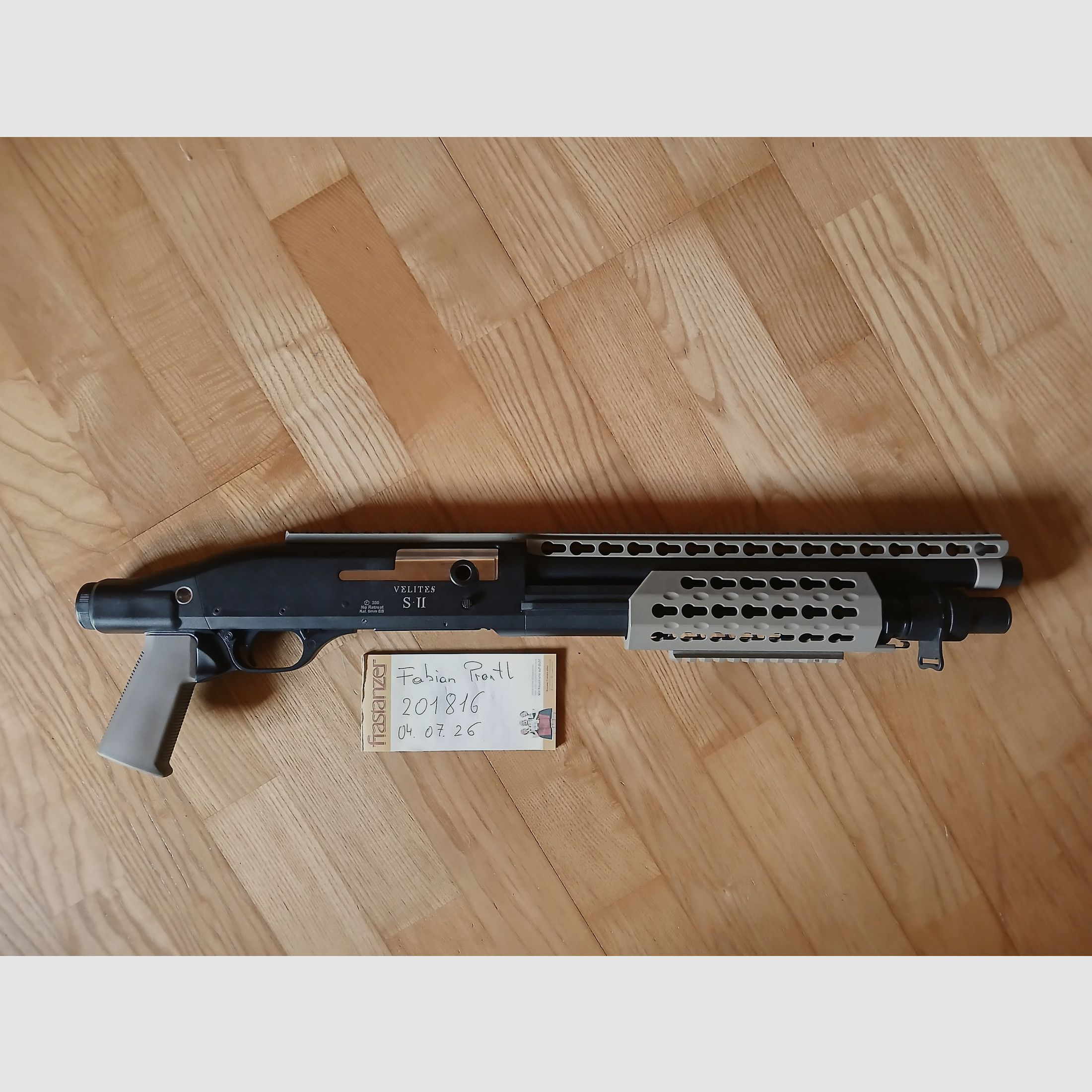 Secutor Velites S - II (including insured shipping)