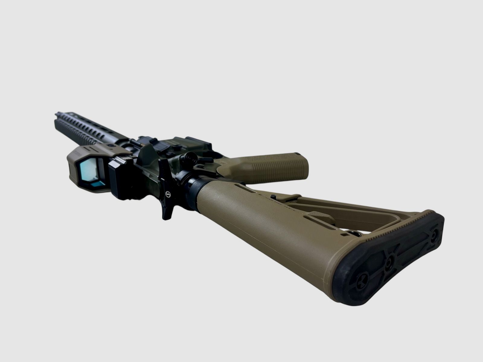 Schmeisser AR15-4FL 14,5″ OD/FDE .223Rem Limited edition + FALKE LE GEN2, Bild 5 von 5