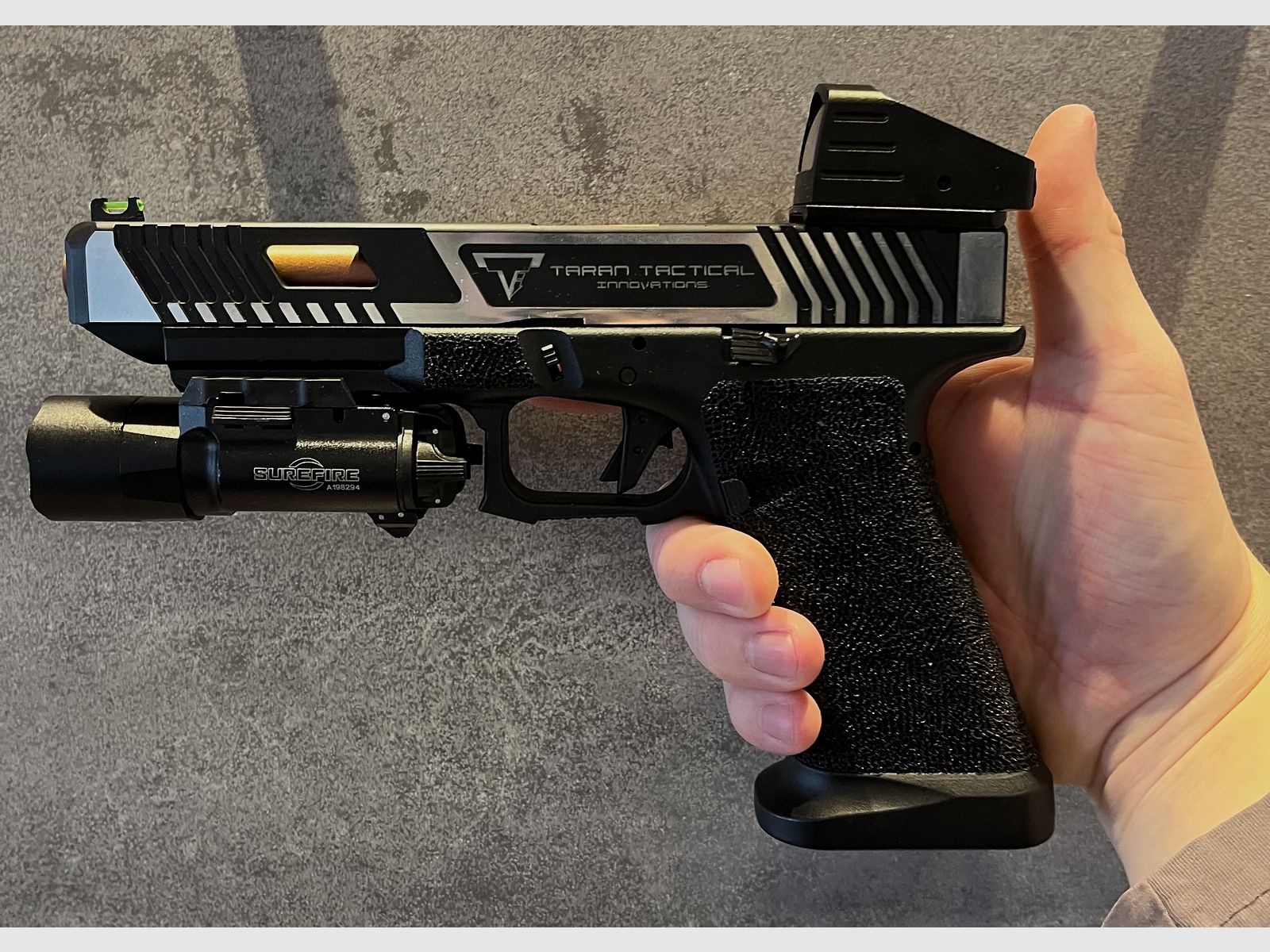 Taran Tactical (Glock 34) Airsoft 