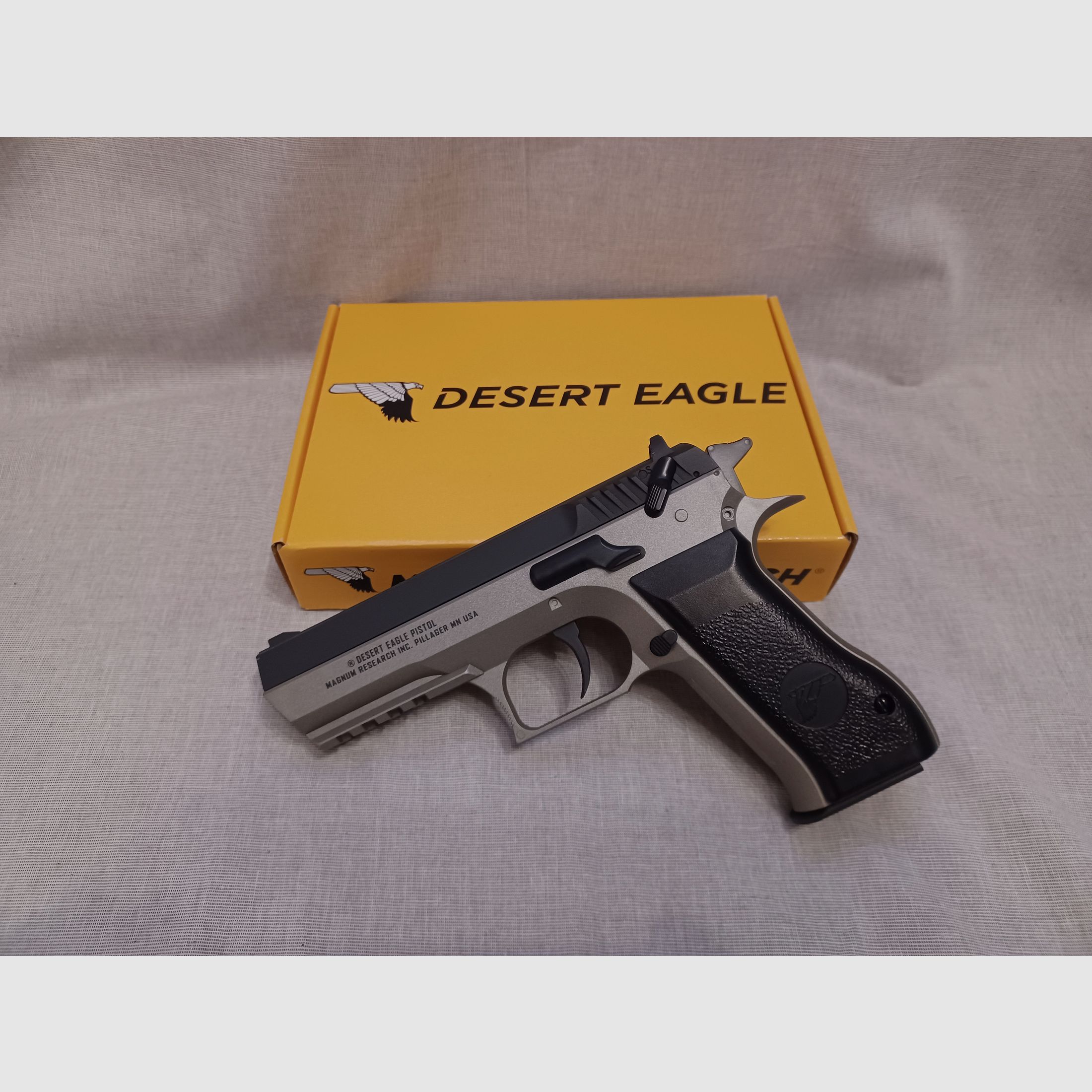Baby Desert Eagle / Bicolor / 4,5 mm BB / CO2 / Pistole / OVP (27)