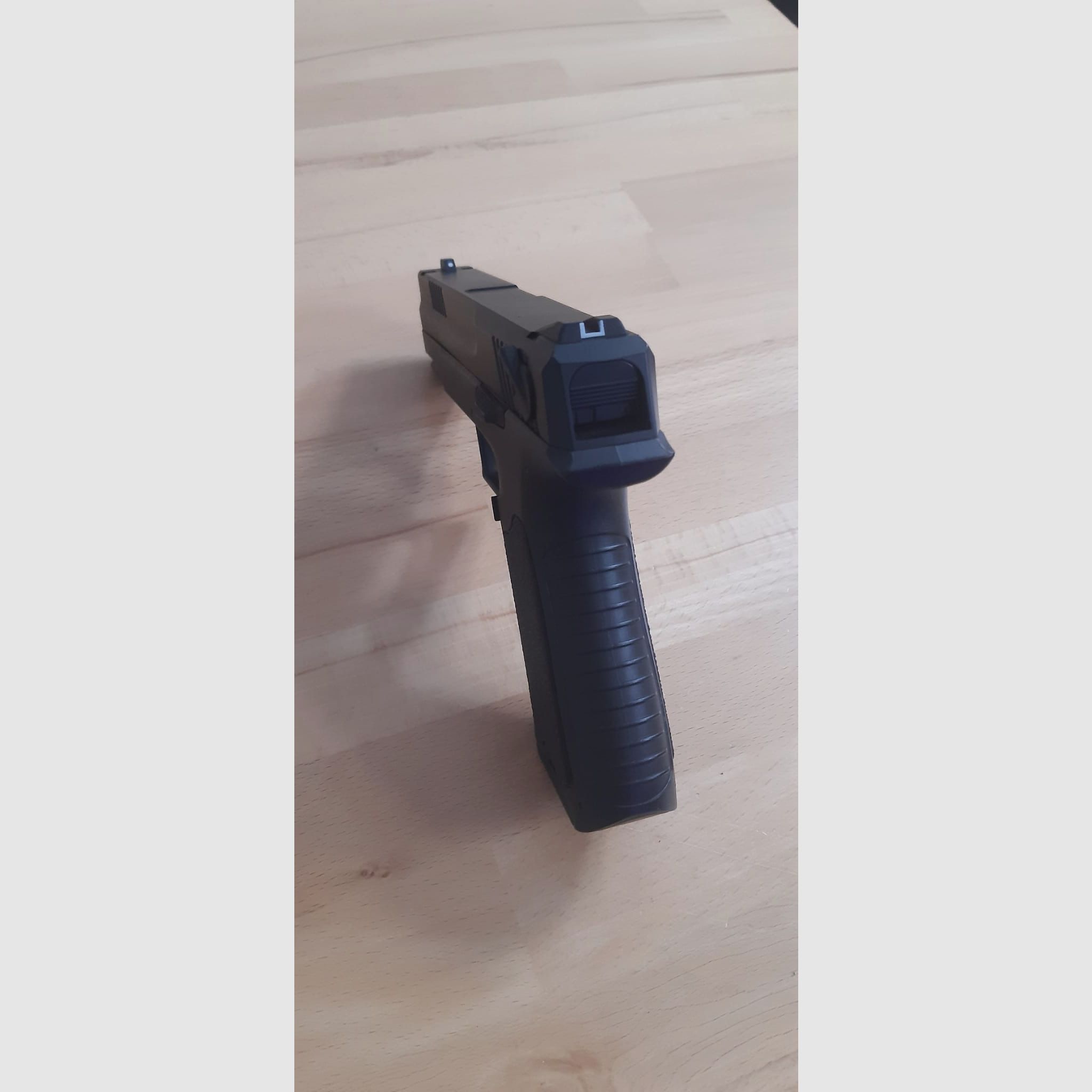 Cyma CM127 Airsoftpistole AEP 0,5Joule 