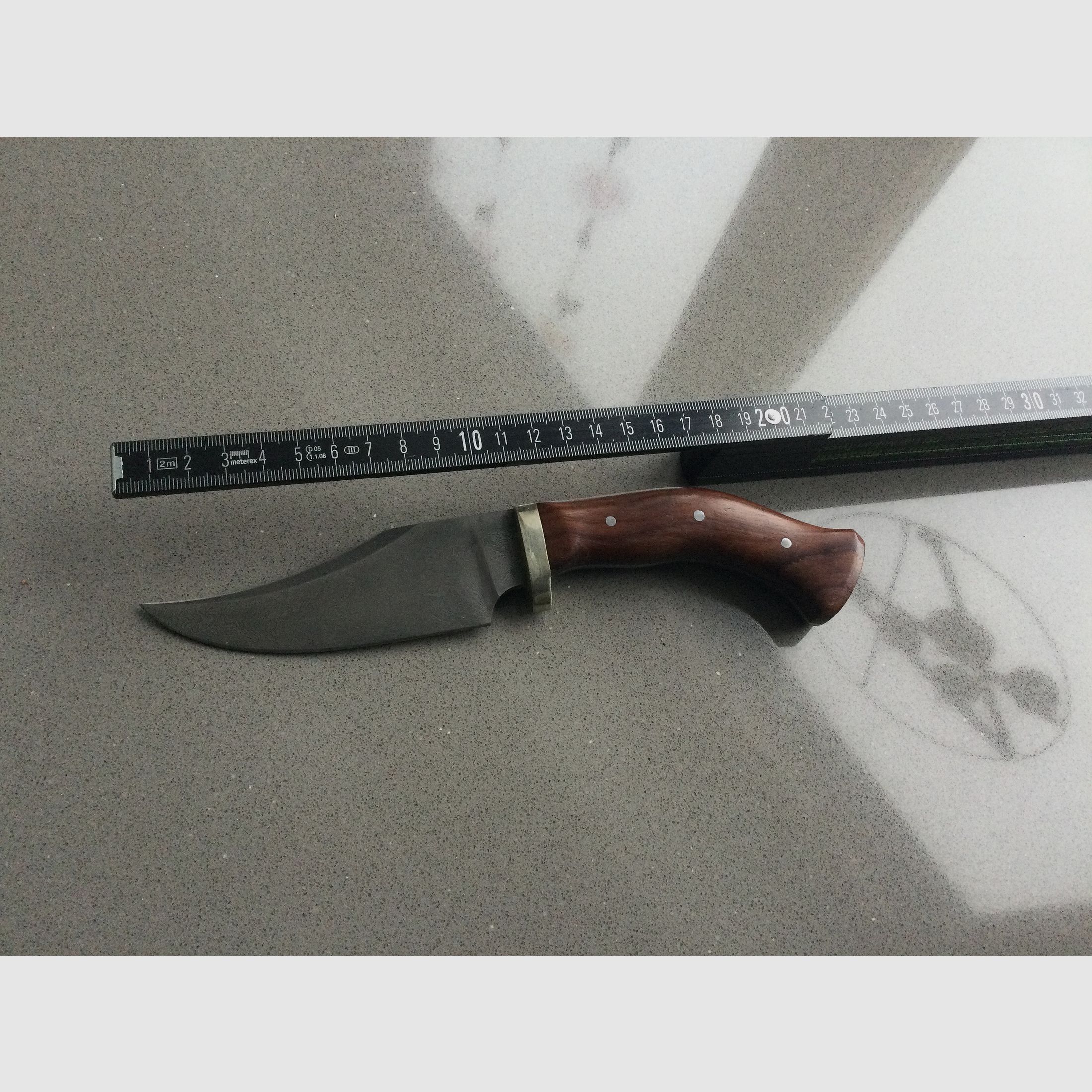 Jagdmesser, hochwertig, wunderschön, sehr schöne Klinge. Damaszener Stahl