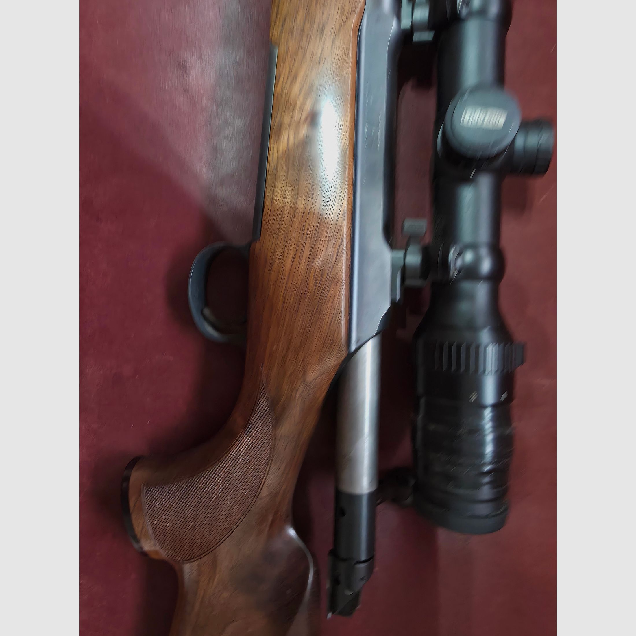 Sauer 101 Classic .308Win mit Meopta-Zielfernrohr und Hausken-Schalldämpfer