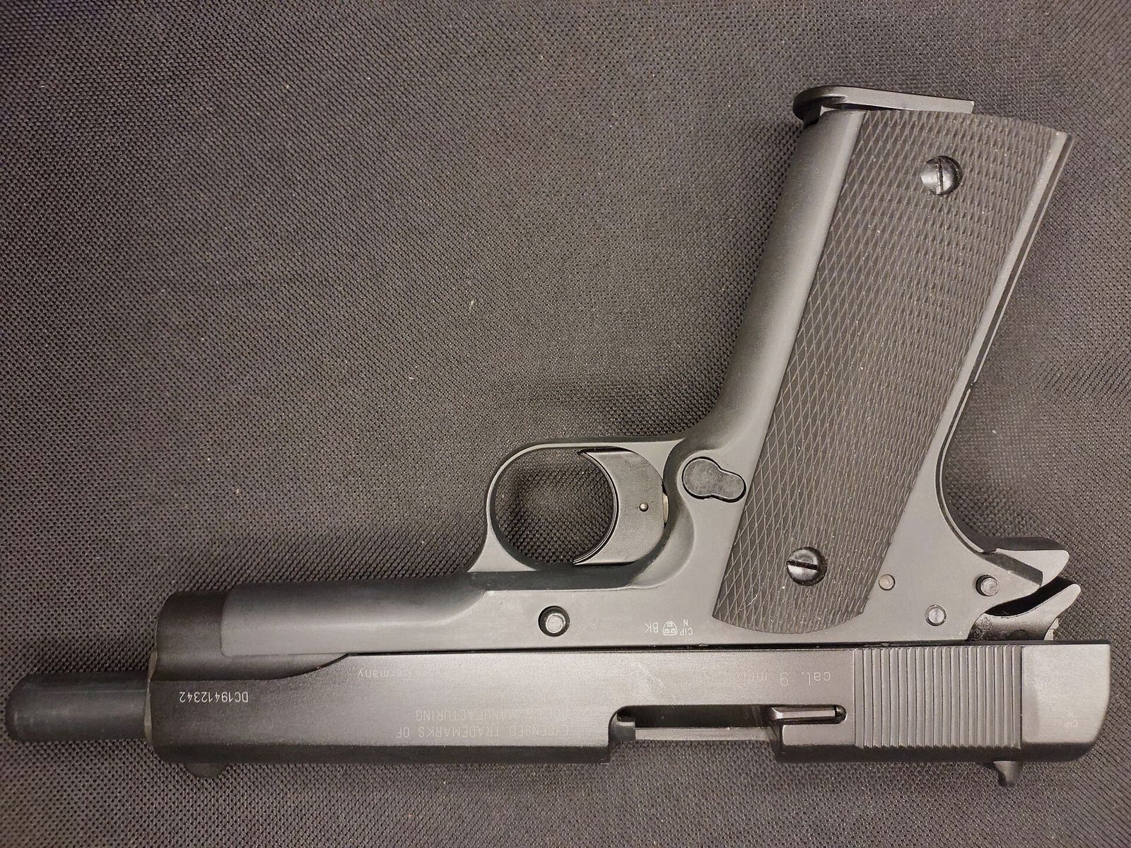 Colt Government 1911 A1 Schreckschuss Pistole 9mm P.A.K. (PTB 774) neuwertig!