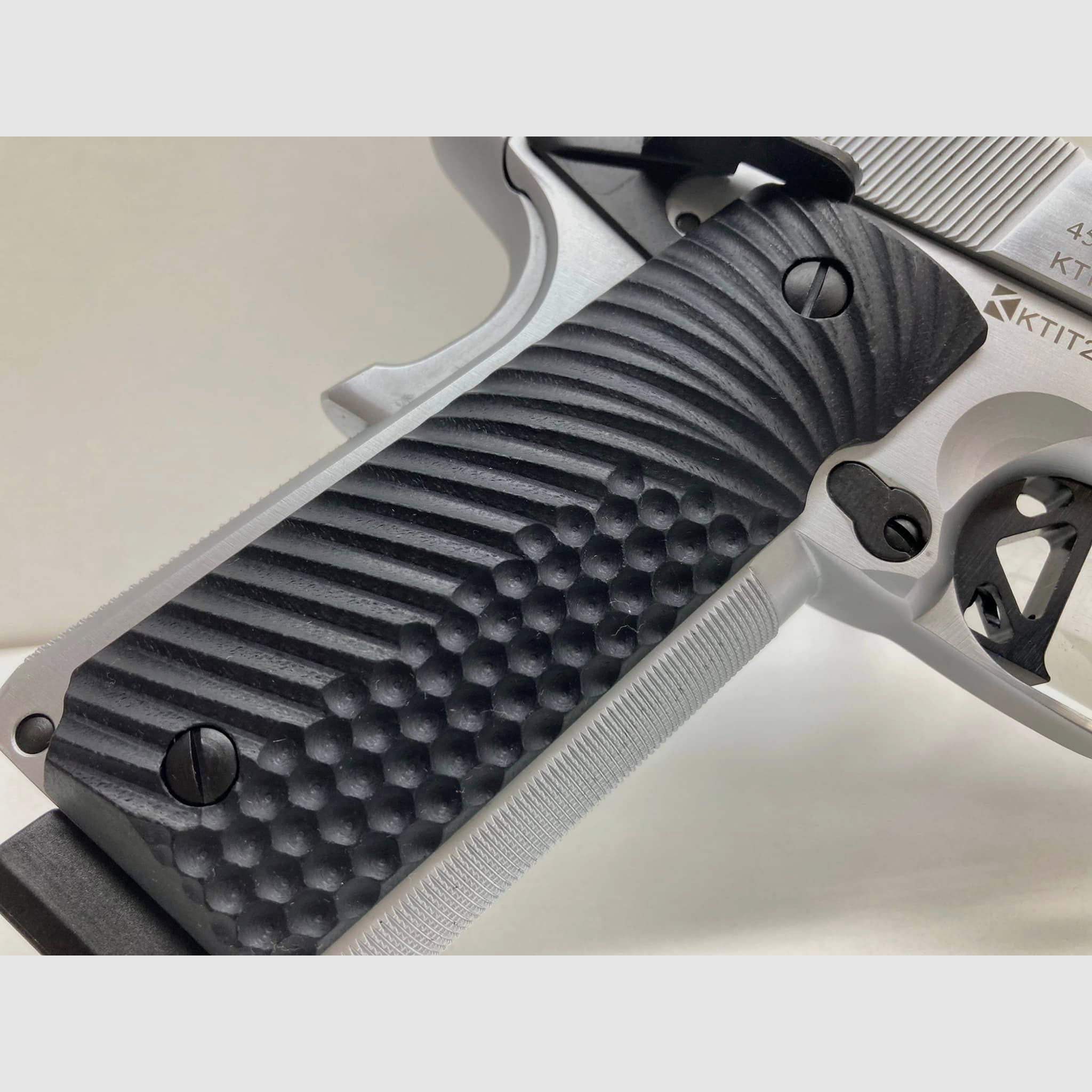 CHIAPPA 1911 Empire Chrome 5″ | .45 ACP