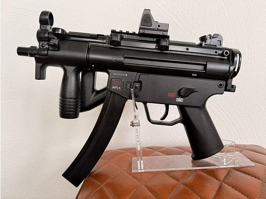 Heckler & Koch MP5 K-PDW + Schalldämpfer und Red Dod