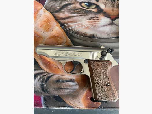 Carl Walther 9mm P.A.K