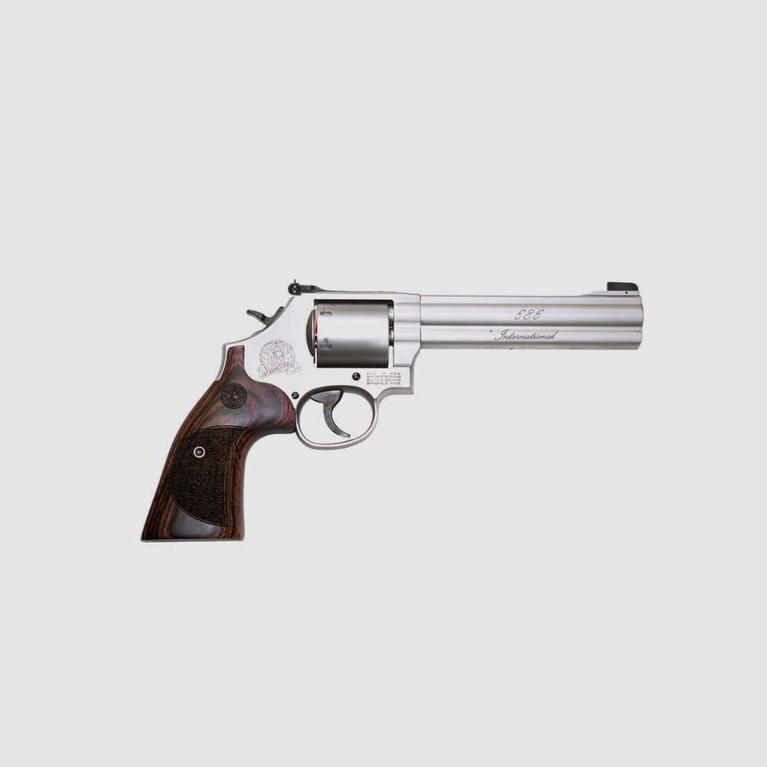 S&W 686 International