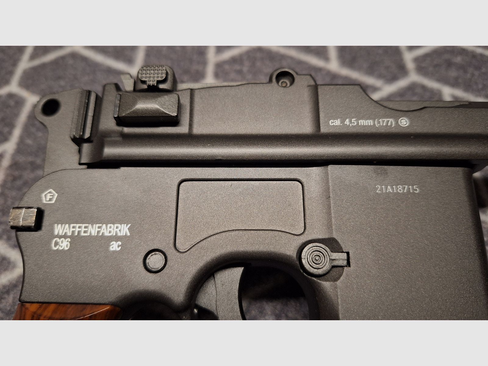 Umarex Legends Pistol C96 FM Blowback - 4.5 mm Steel BB NEW!
