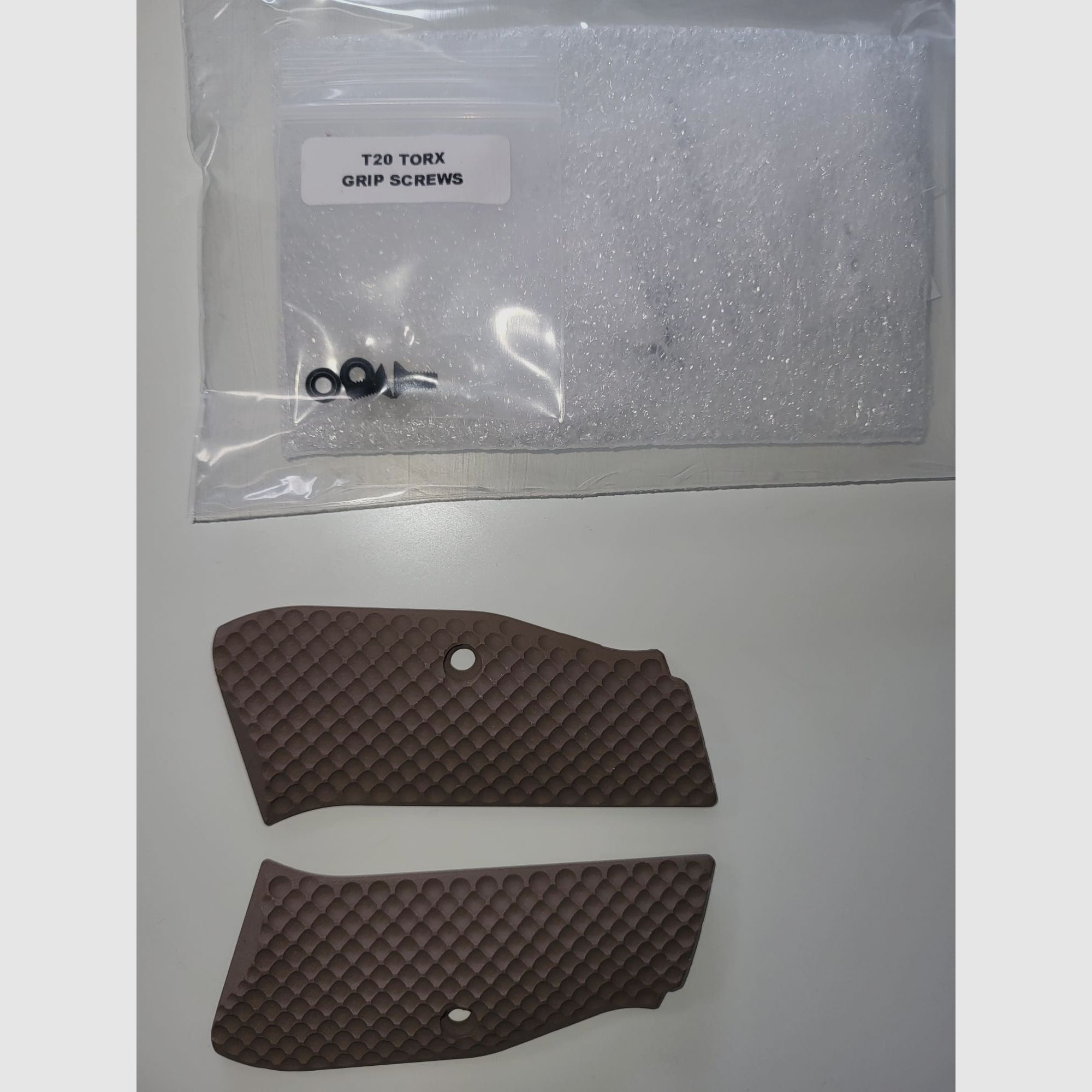 LOK Grips for CZ Shadow 2 – Swell Bogies – TAN