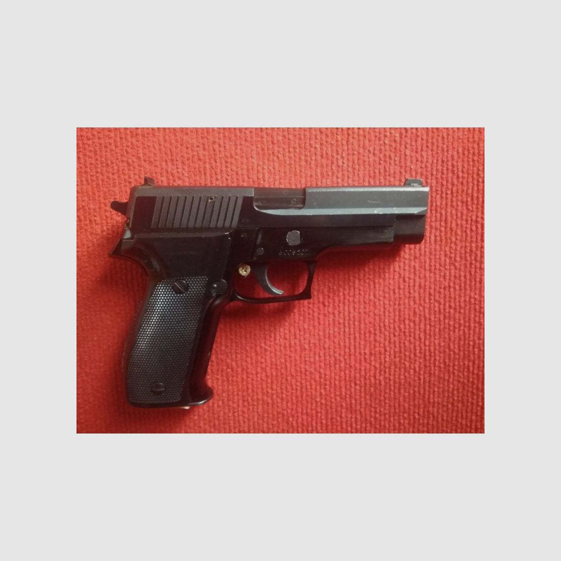 PISTOLE GERMANY 9PB SEMIAUTOMATISCH MIT MAGAZIN FÜR 17 PATRONEN, Bild 2 von 2