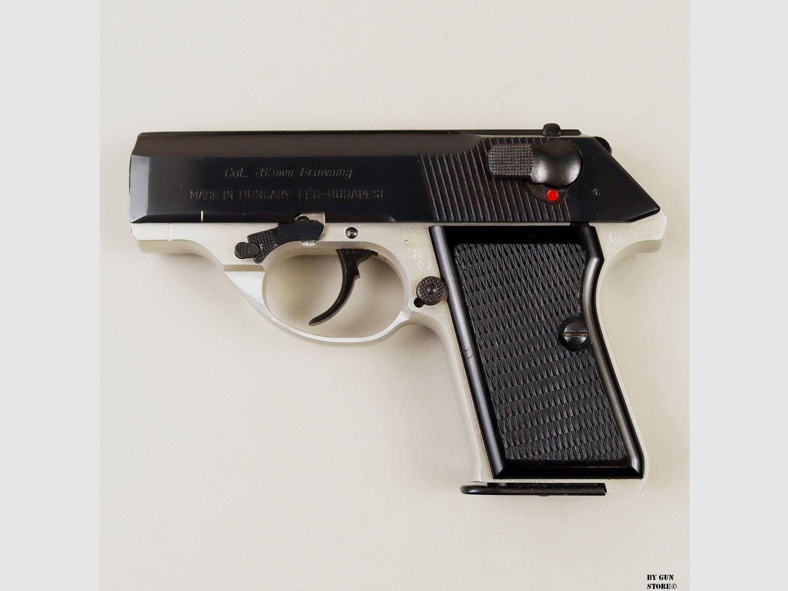 Pistole FEG mod. R78 Polizeipistole Kal. 7,65 mm matr. VV4006, Bild 1 von 11