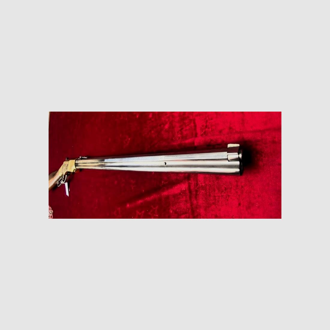 HEGE Uberti 1860 Henry Sonderserie mit Messingsystem und Lauf in White Finish Rifle Kal. 44/40 One of One Thousand