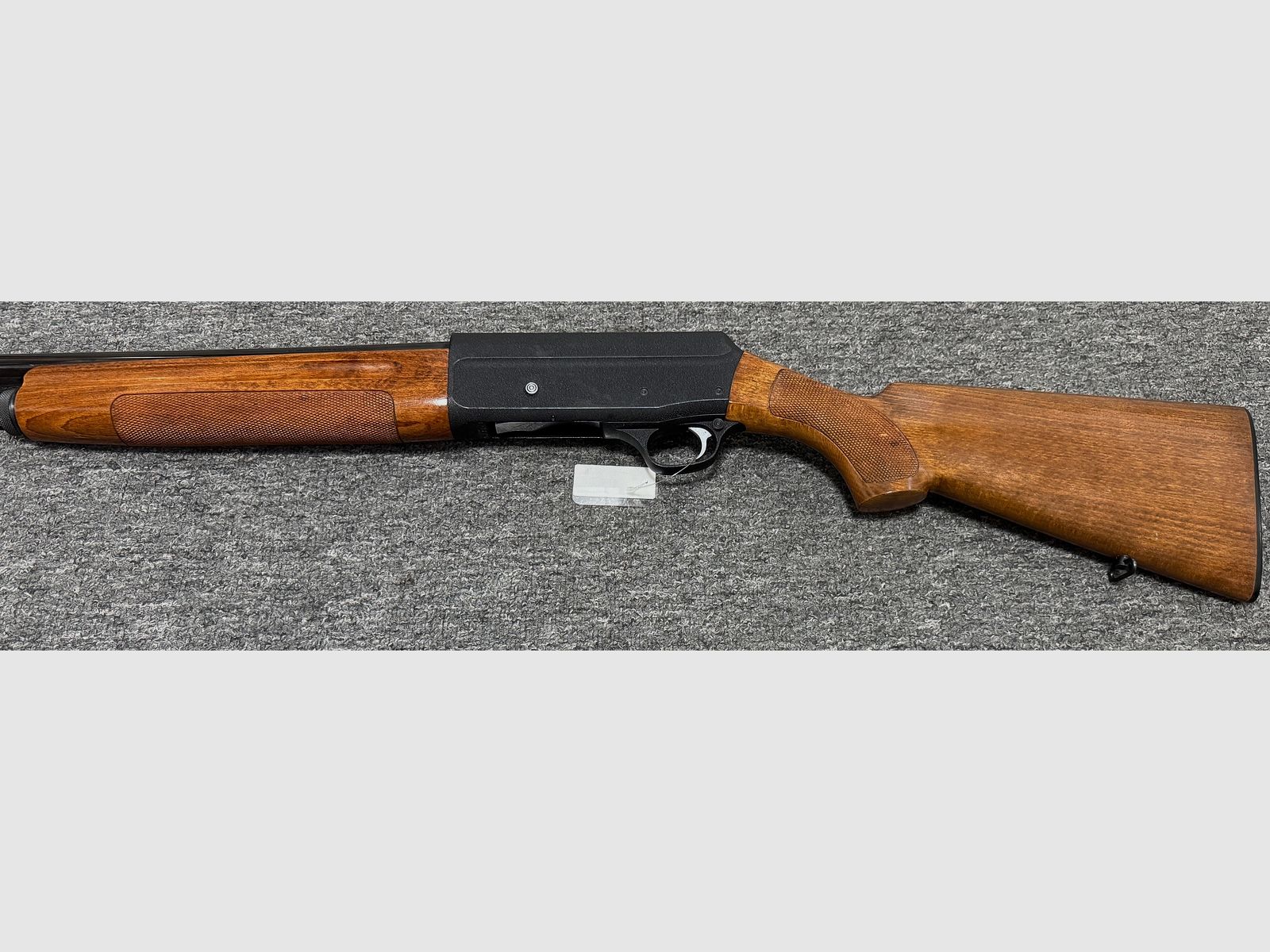 Franchi zelfladende shotgun 12/70