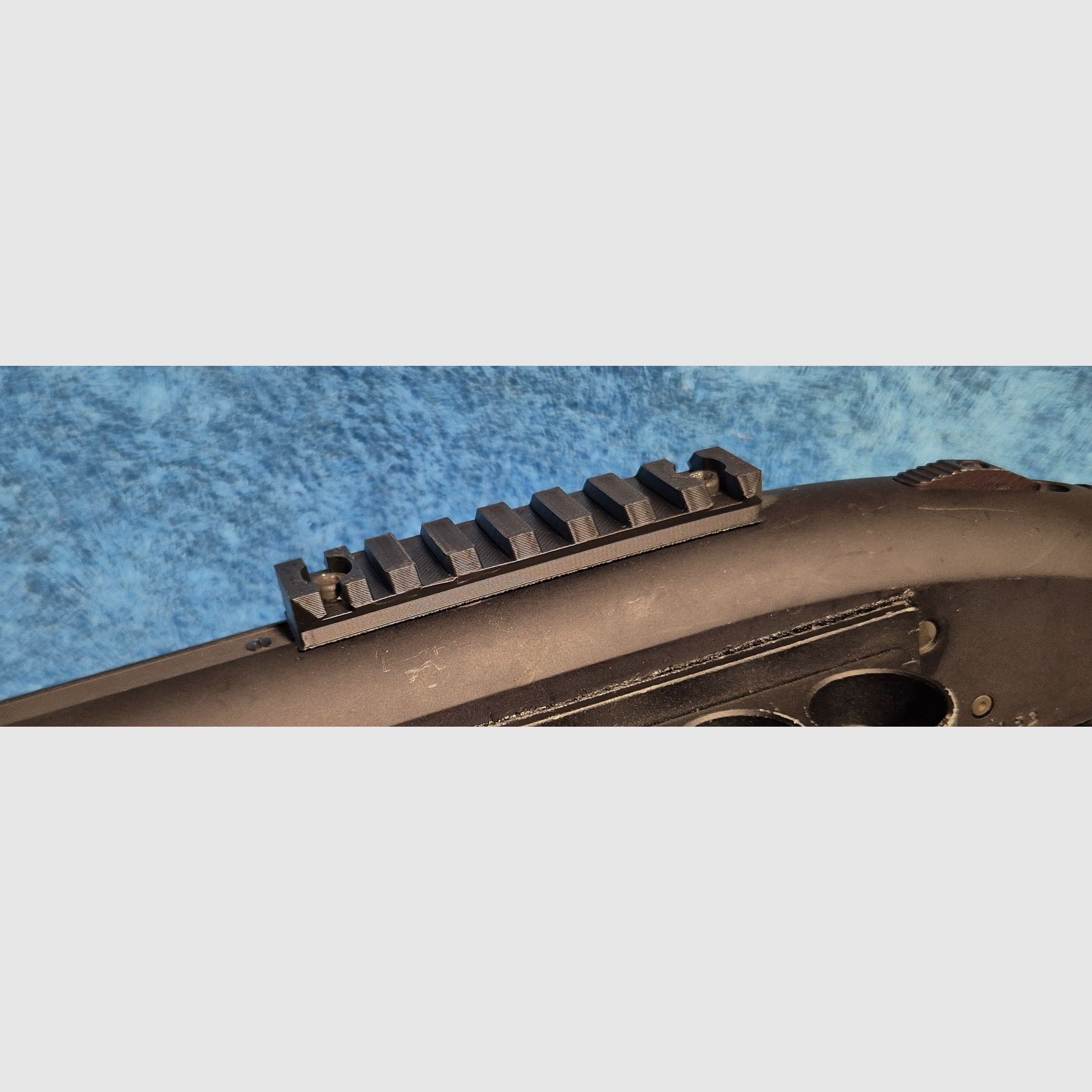 MUNITEX Mossberg 590A1 Austausch Picatinny Schiene, 22mm Schiene