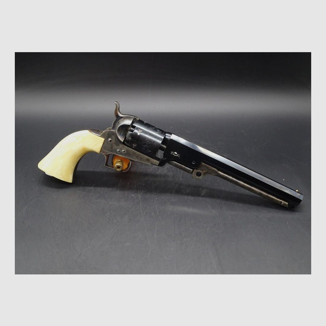 Colt Original Mod 1851 Navy Kaliber .36 Perk nie strzelany 1851 Navy