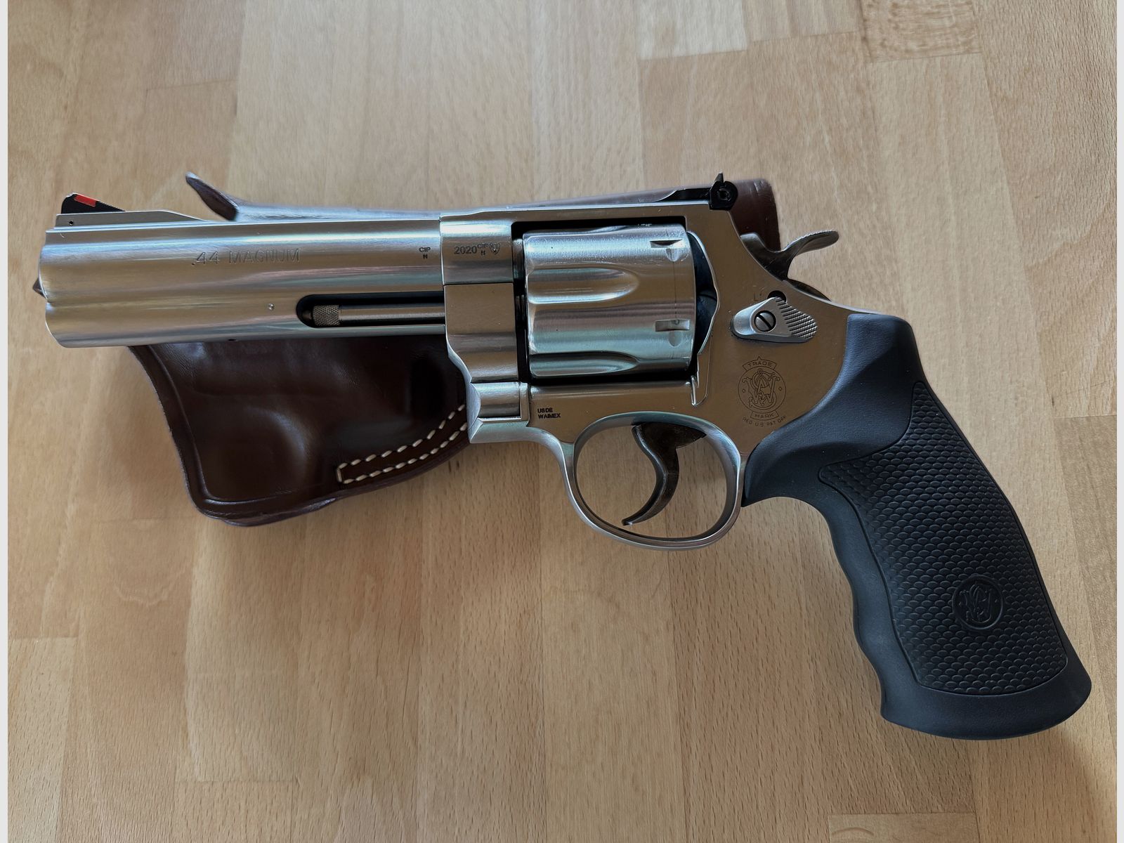Smith & Wesson 629 Classic, .44 Mag, 5"-Lauf. Gebrauch,neuwertig