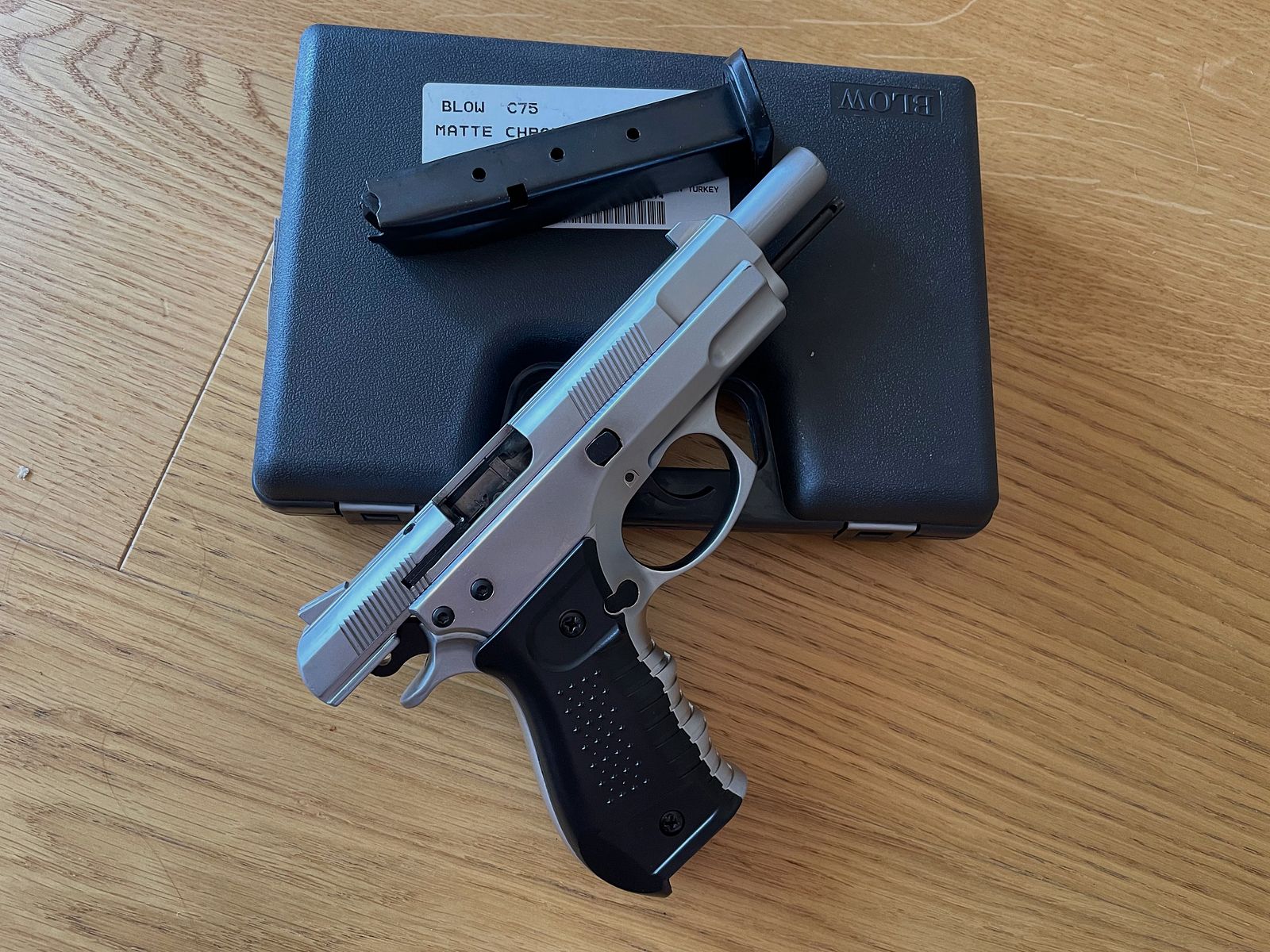 BLOW C75 Chrome Mat 9mm P.A.K. Pistolet d'alarme CZ75 Réplique