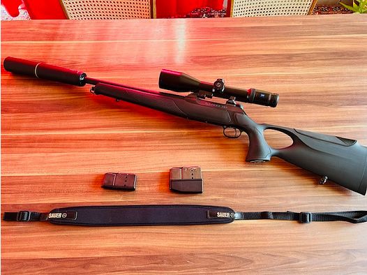 Sauer 202 Synchro XT mit Semi Weight Lauf,SD und Zeiss Optik Kal.: 30-06 Spring.