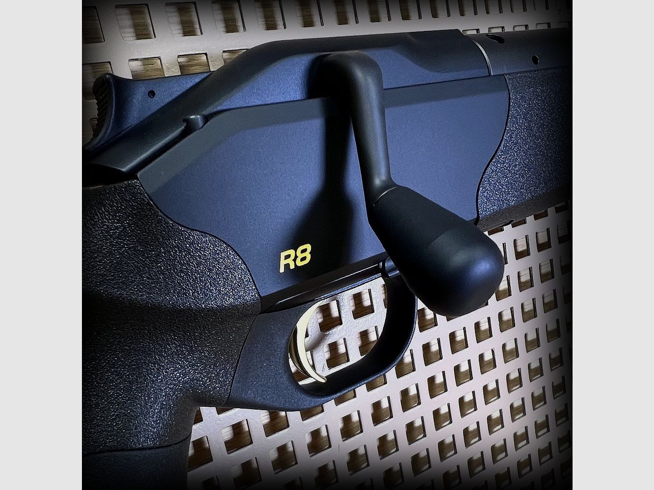 BLASER R8 ULTIMATE ELASTOMER / Volledige aanpassing / gouden trekker / M15x1 / Kaliber & loop naar keuze