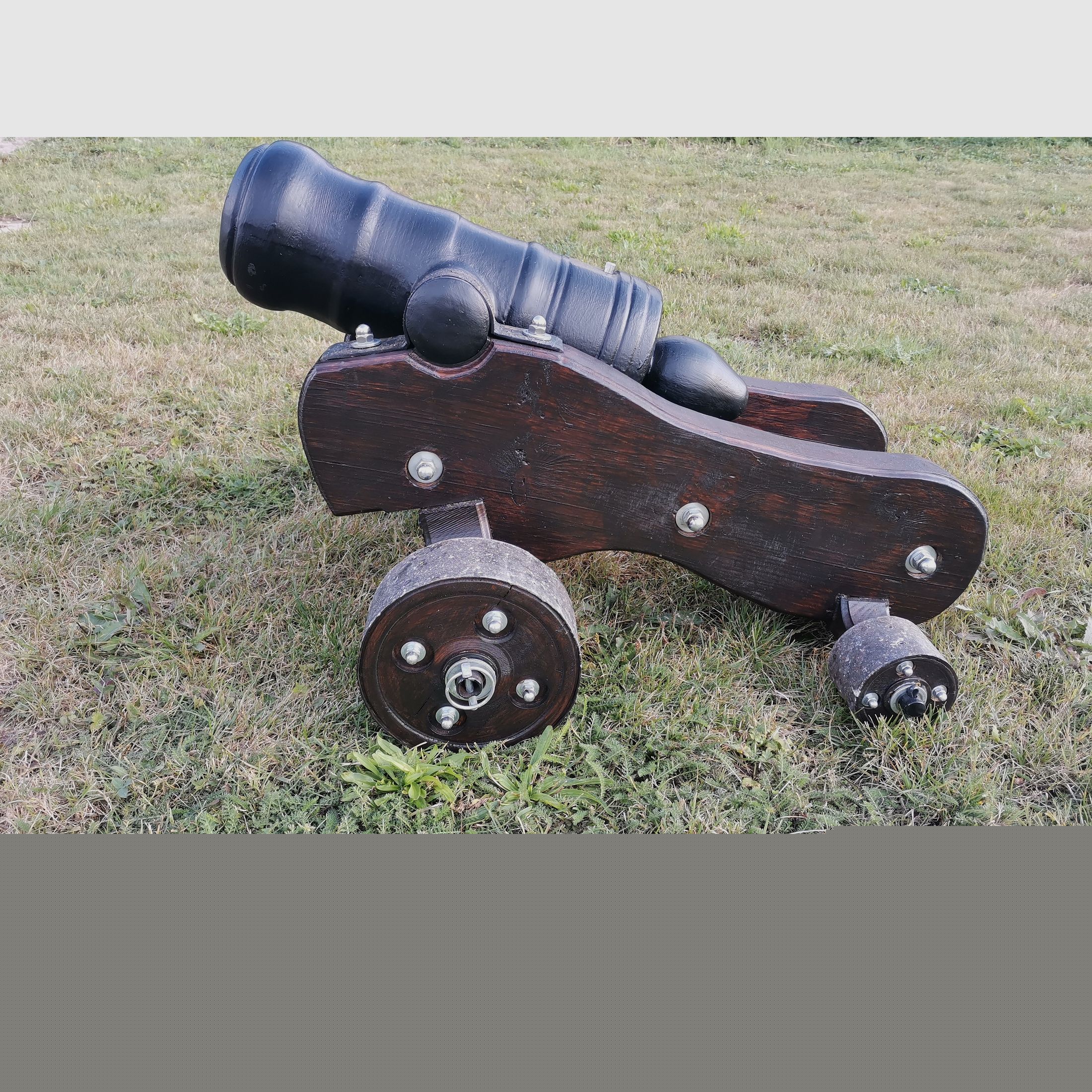 Große Böllerkanone Kaliber 75mm inkl. neuen Beschuss Vorderlader Kanone