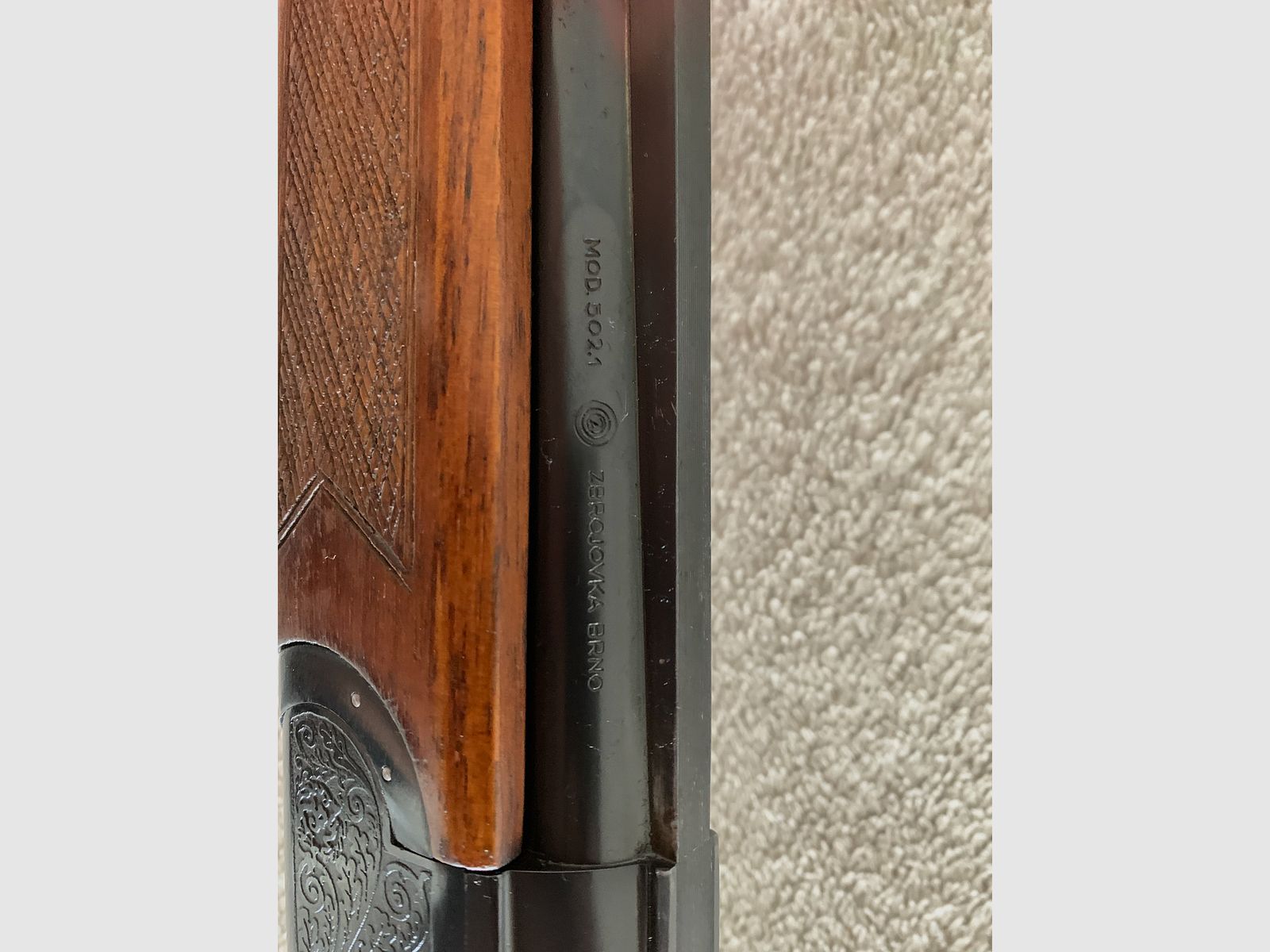 Selling double-barreled rifle BRNO 502.1