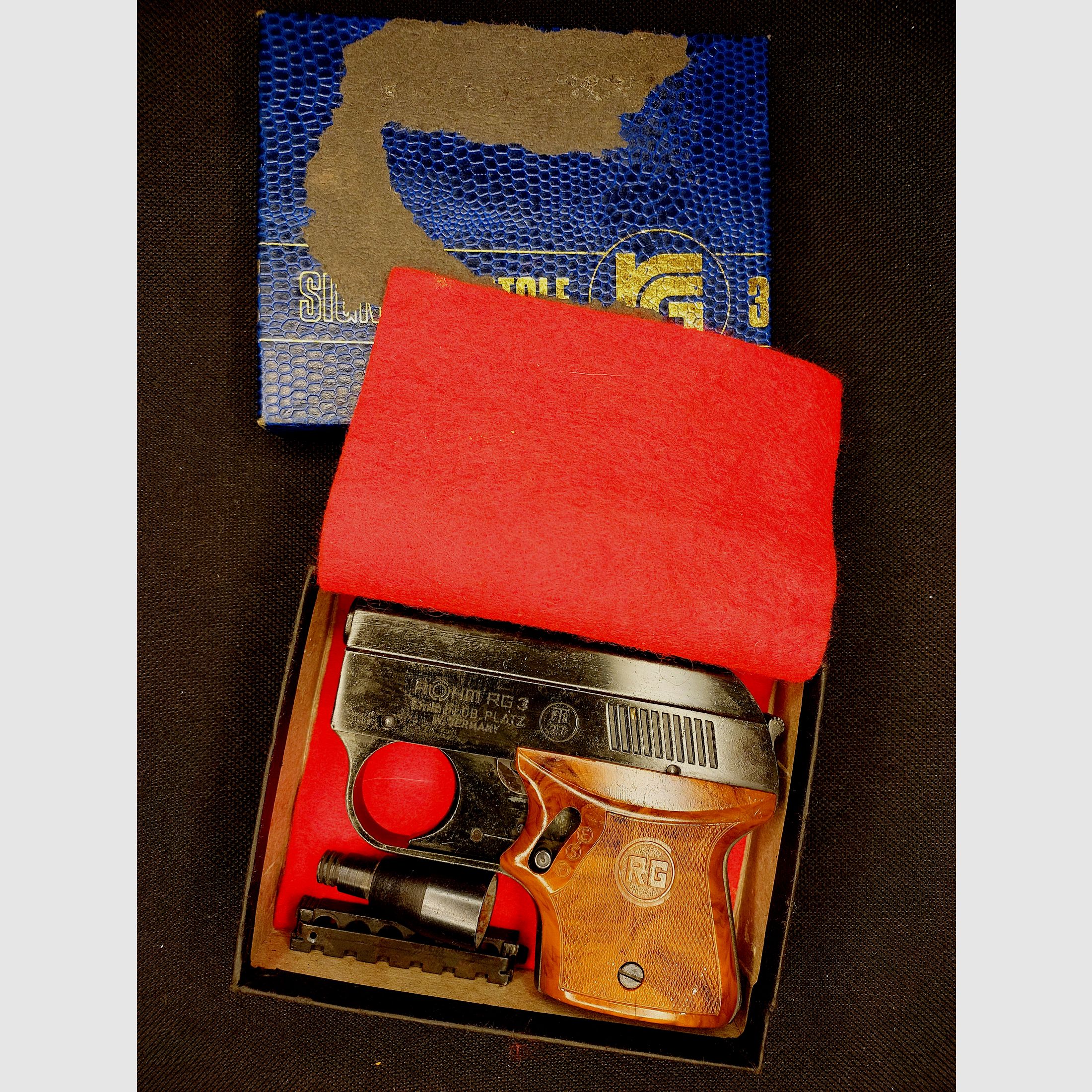 Pocket pistol RG3 - Röhm RG 3 blank firing pistol cal. 6mm Flobert (PTB 33)