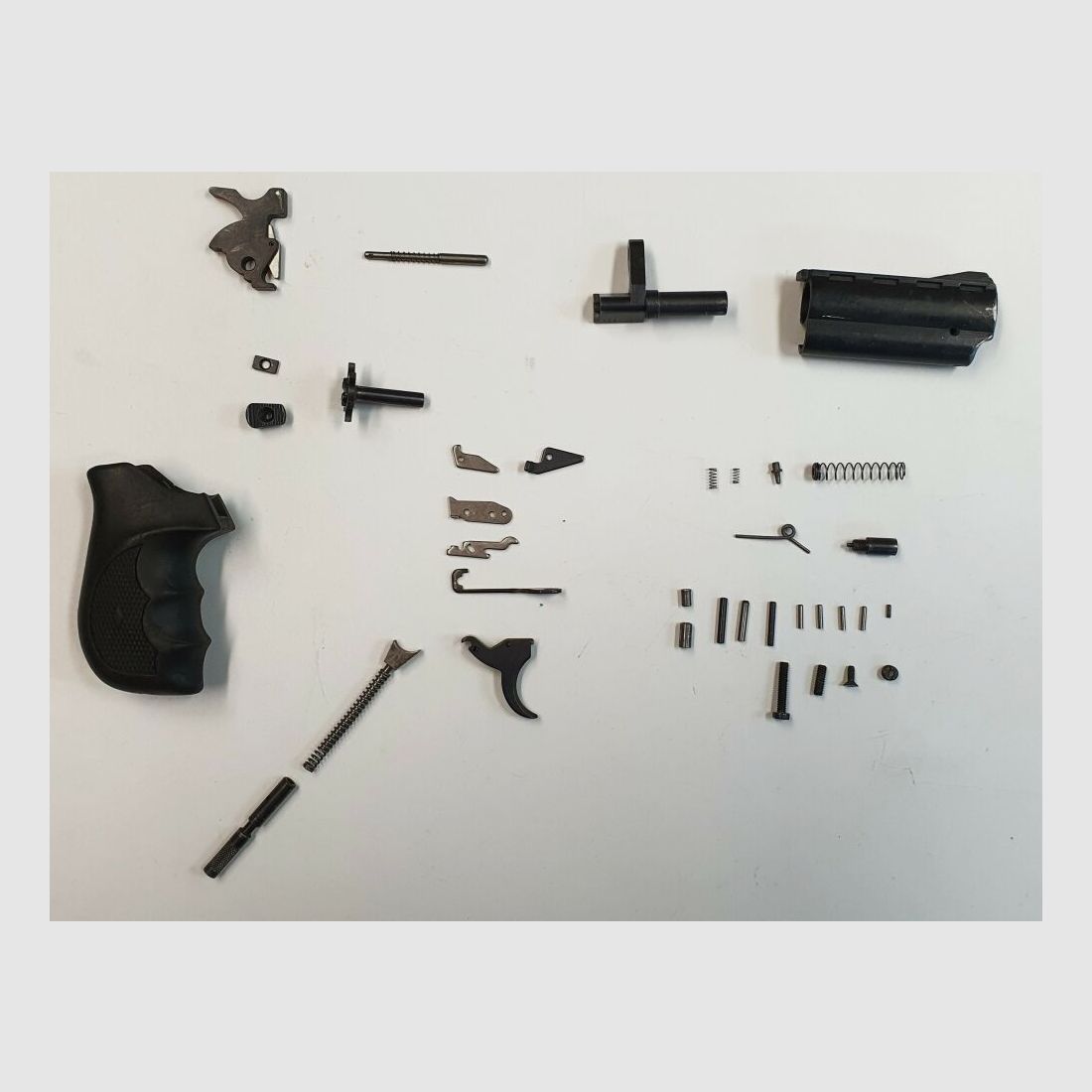 Weirauch Freier Teilesatz Weihrauch Arminius HW 38 Revolver .38 Special 35 Teile