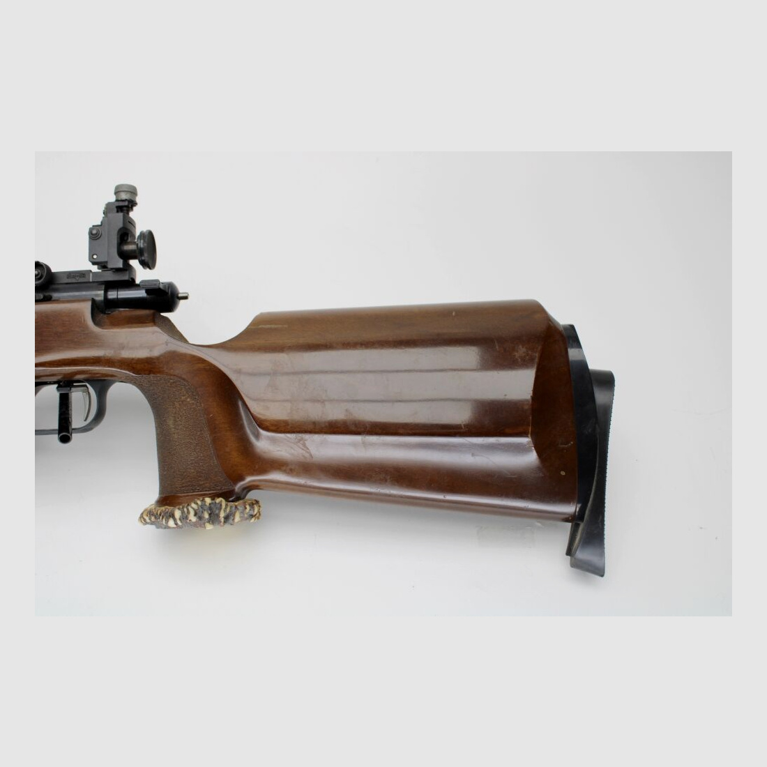 EL Büchse Anschütz Modell Match 54 Kaliber .22lr #:15646 Pfandversteigerung 17.7.25