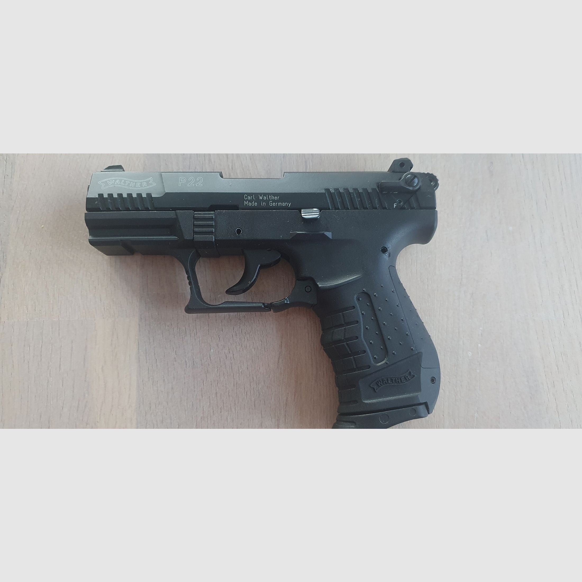 Walther P22 blued 9mm P.A.K, blank cartridges ****Top condition*****