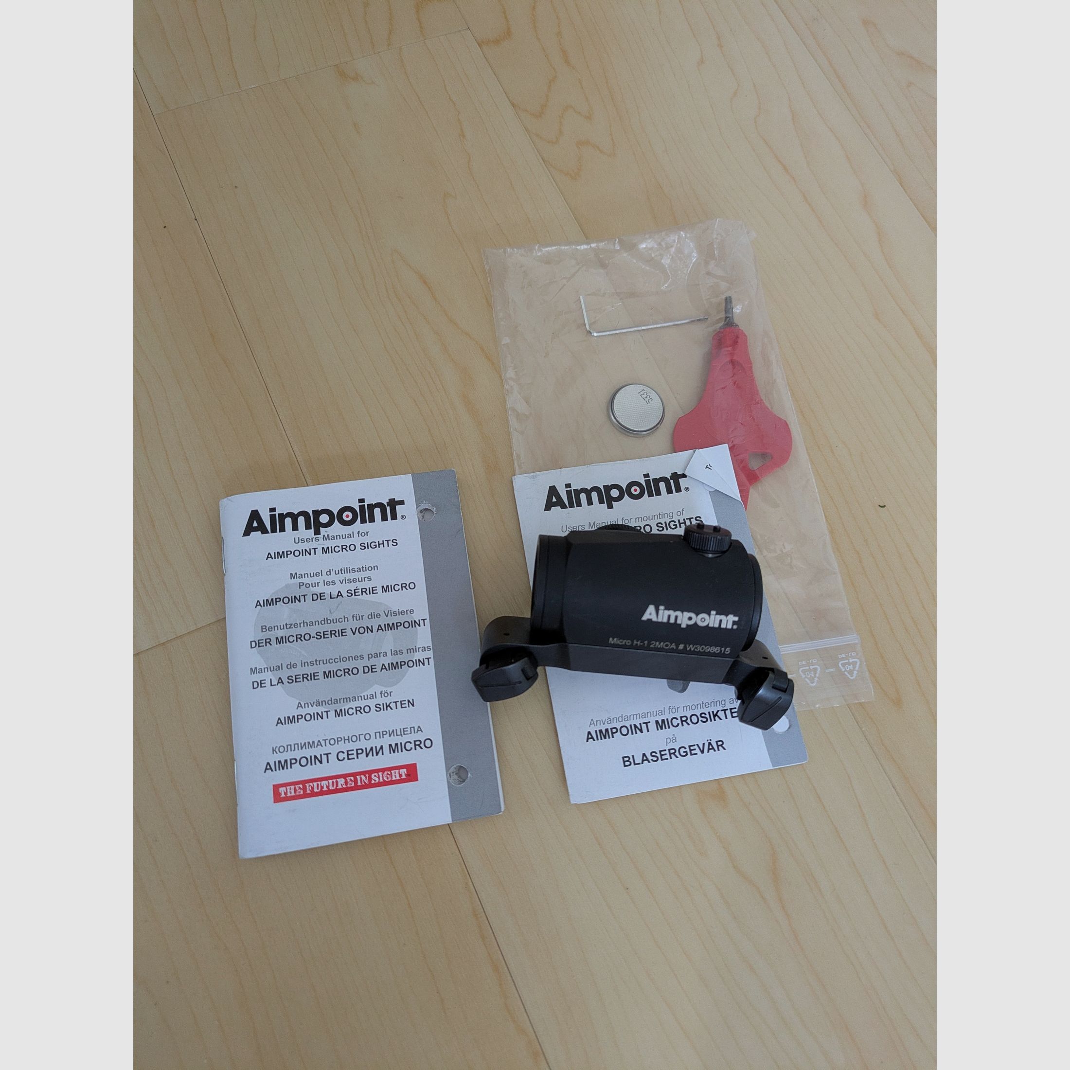 Red dot sight Aimpoint Micro H-1 2MOA with Blaser mount, imagen 1 de 3