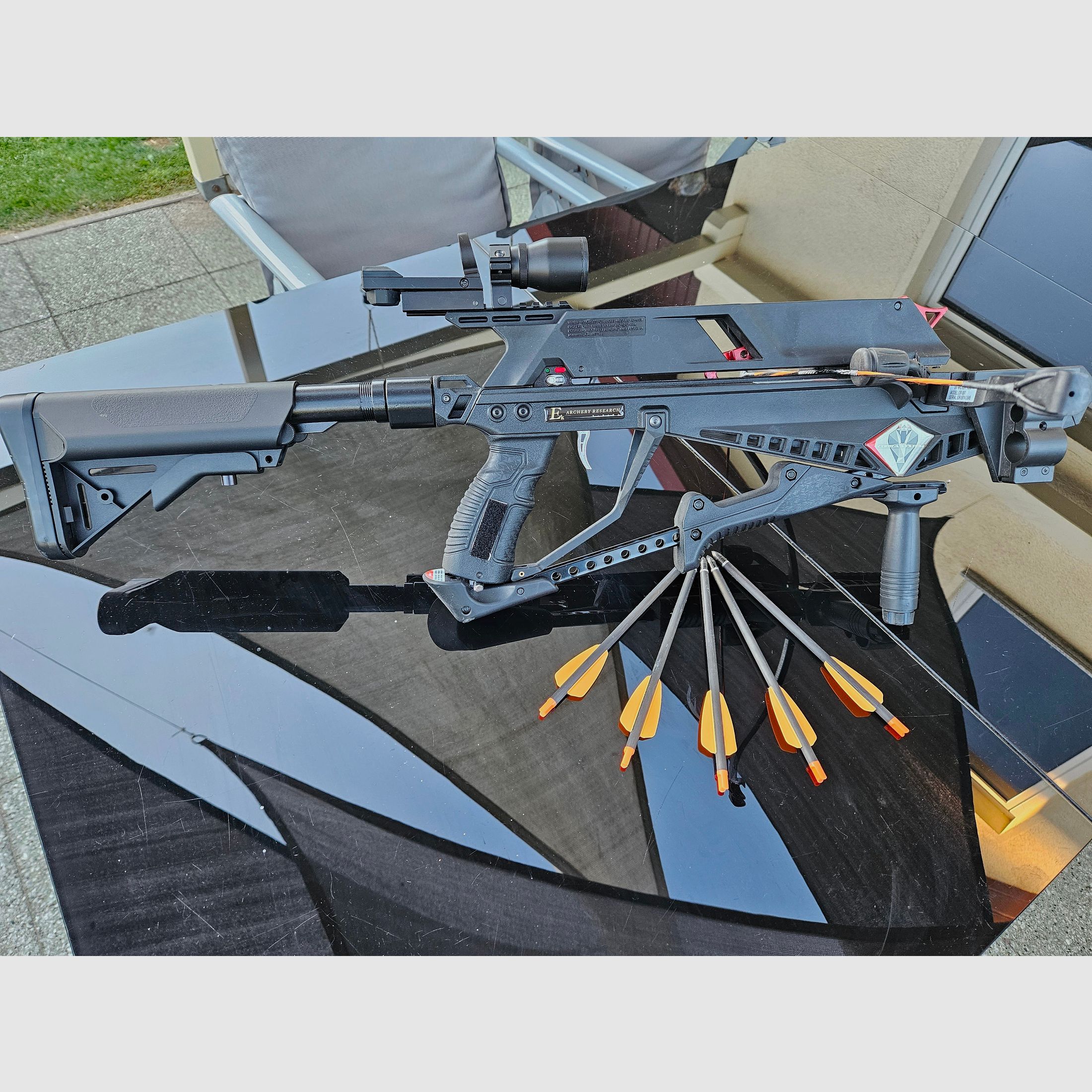 EK ARCHERY Cobra System Adder - 249 fps / 130 lbs - Pistolenarmbrust + Zielscheibe + Zubehör