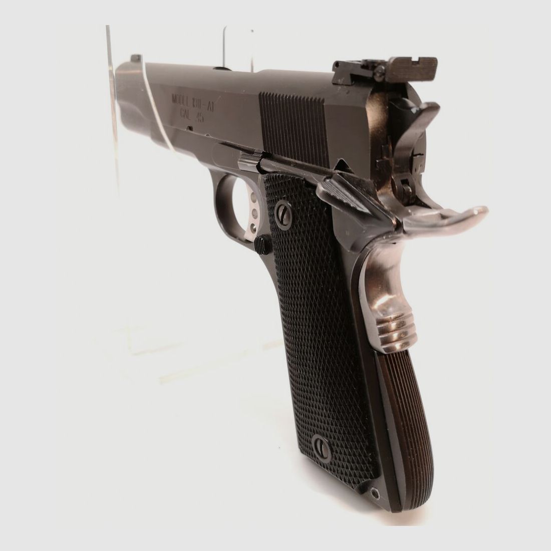 Springfield 1911-A1, reichhaltiges Zubehör
