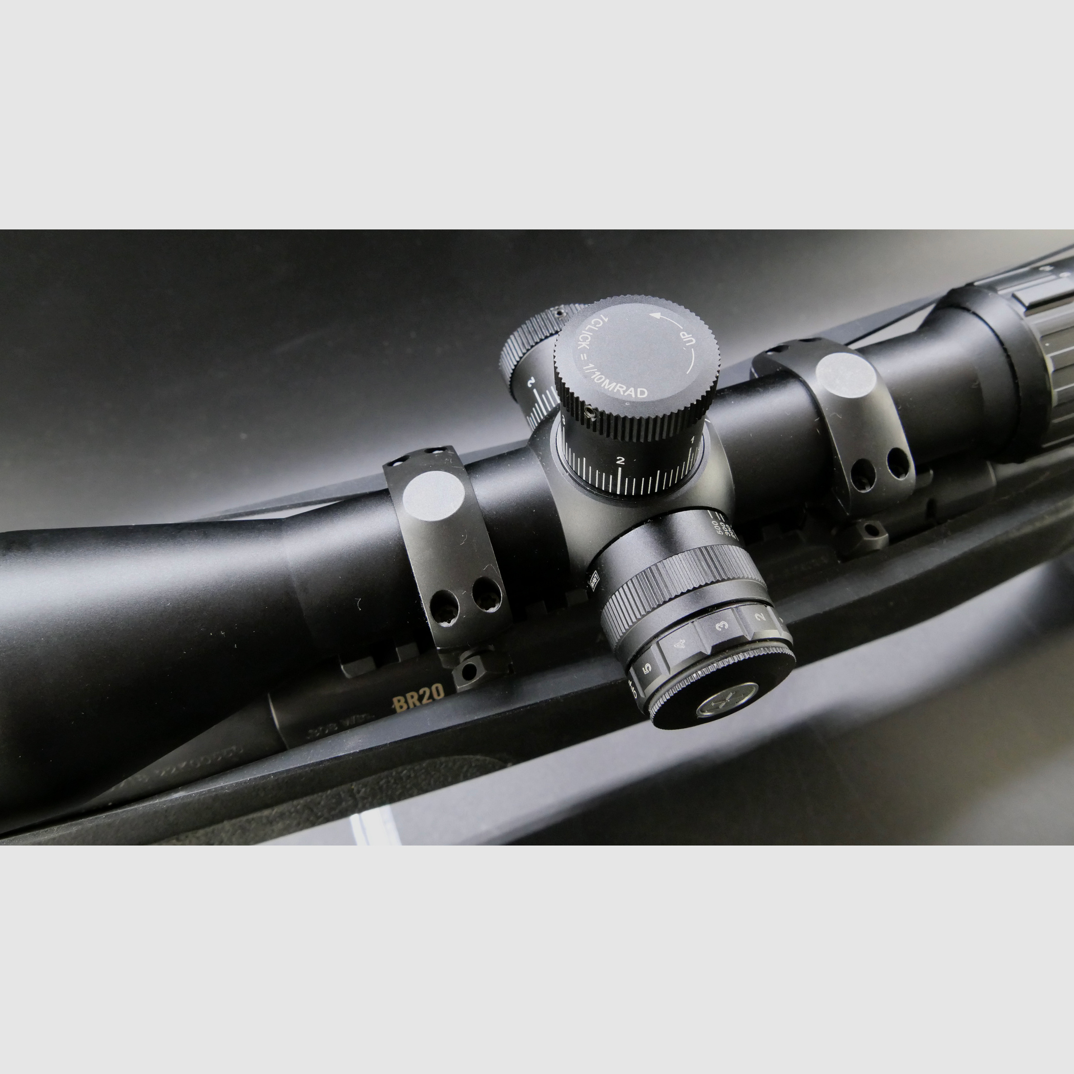 Brenner BR20 .308Win; Stahl-Picatinny, Stahl Hawke Montage und HAWKE Zielfernrohr Vantage 4-16x50