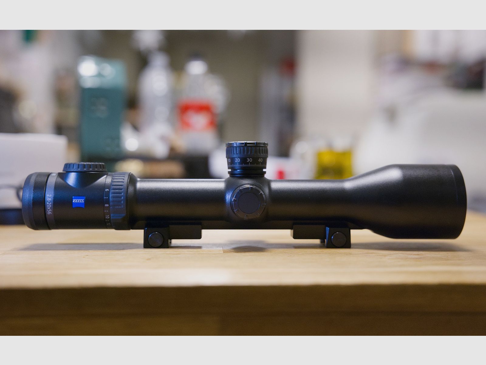 ZEISS Victory V8 2,8–20×56 ASV incl. rail + Rusan MAD 62 voorzetadapter (herhaalprecies)