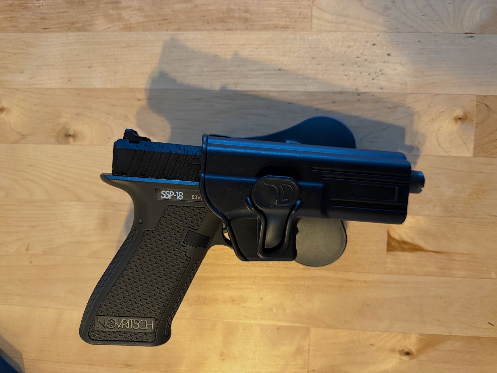 Novritsch SSP18 GBB Grün + Zubehör
