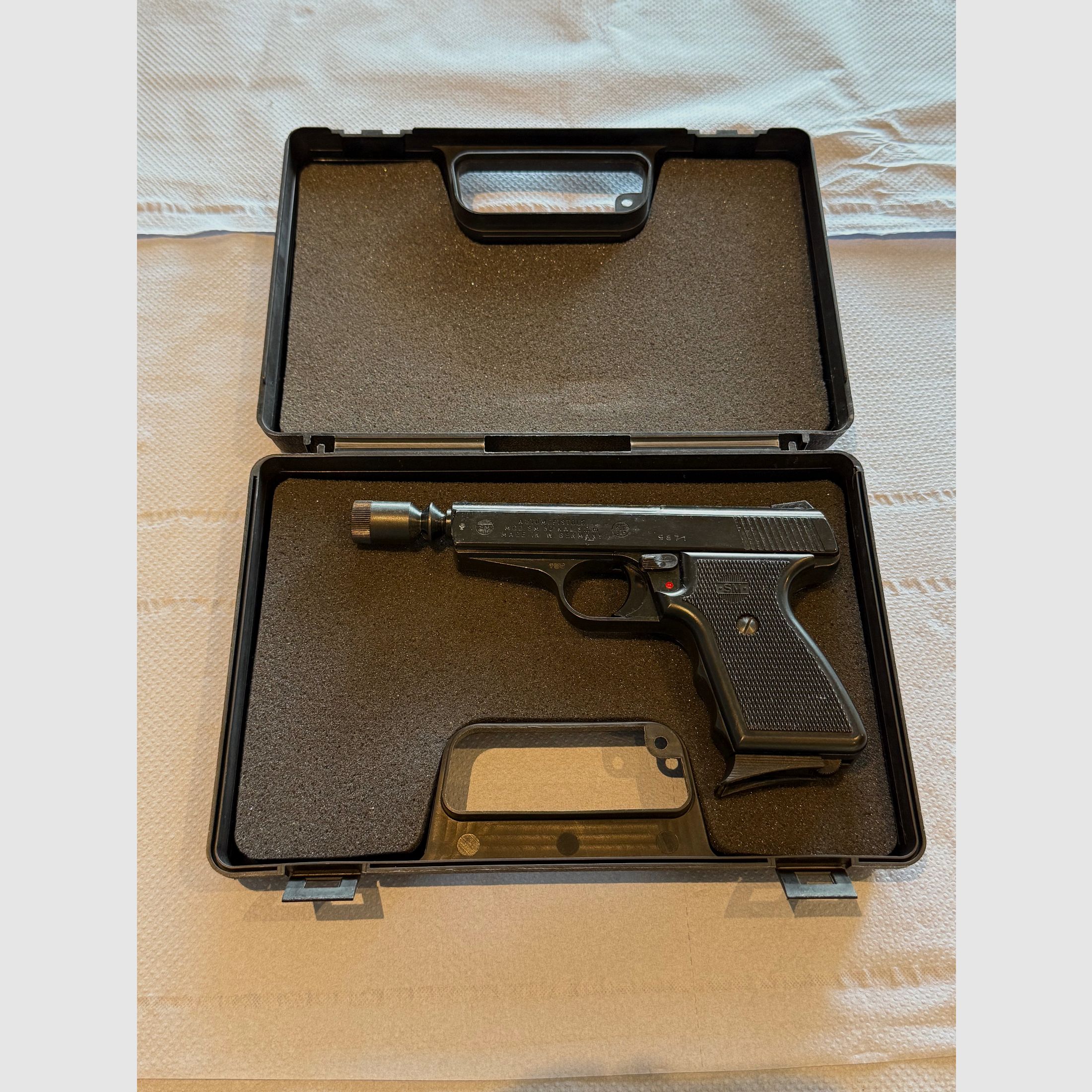 SM Rhöner SM 80 – Klassische Schreckschusspistole im Kaliber 8mm P.A.K. (PTB 267, Beschuss KC 1992)