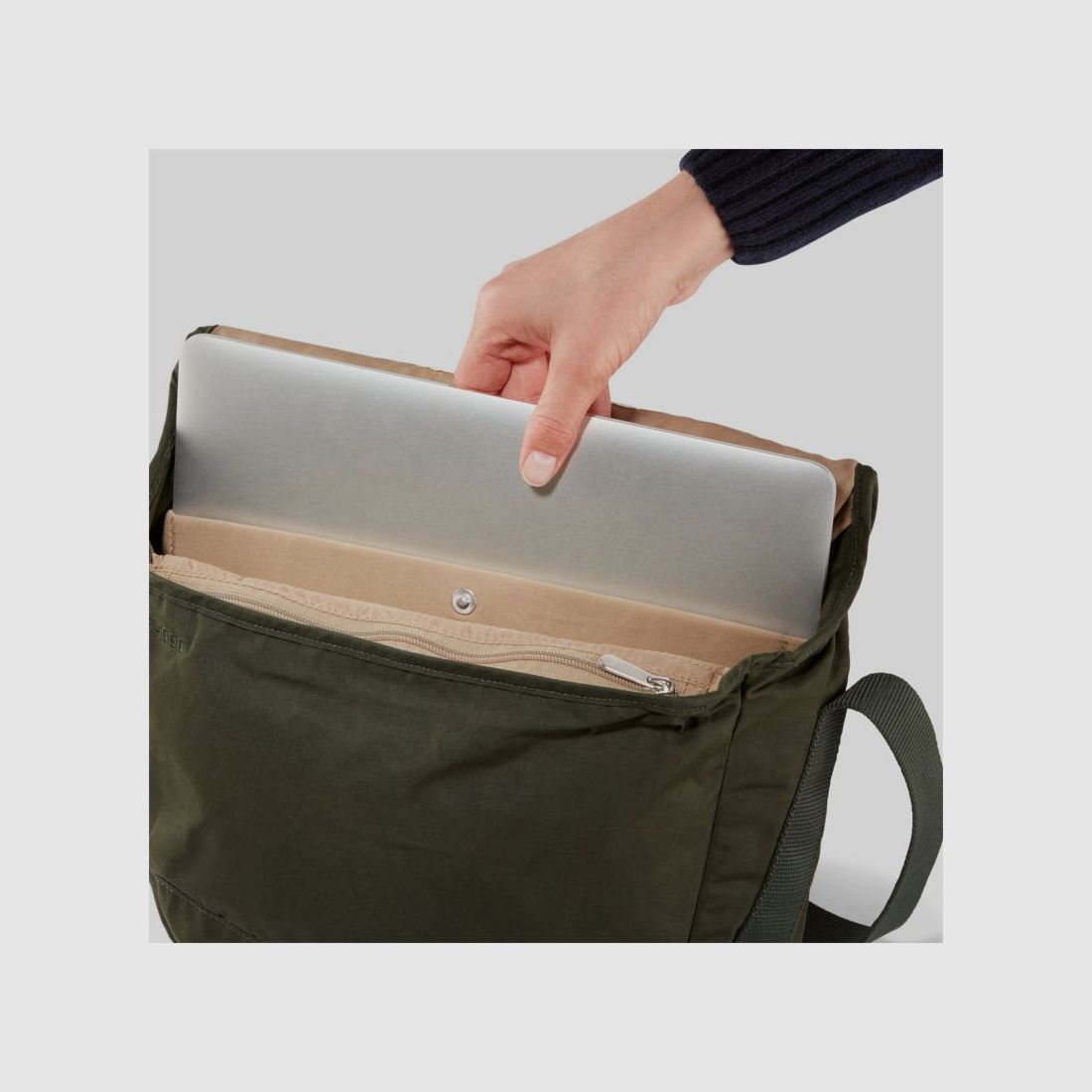 Fjällräven Greenland Tasche Small 9L | deep forest, Bild 8 von 14