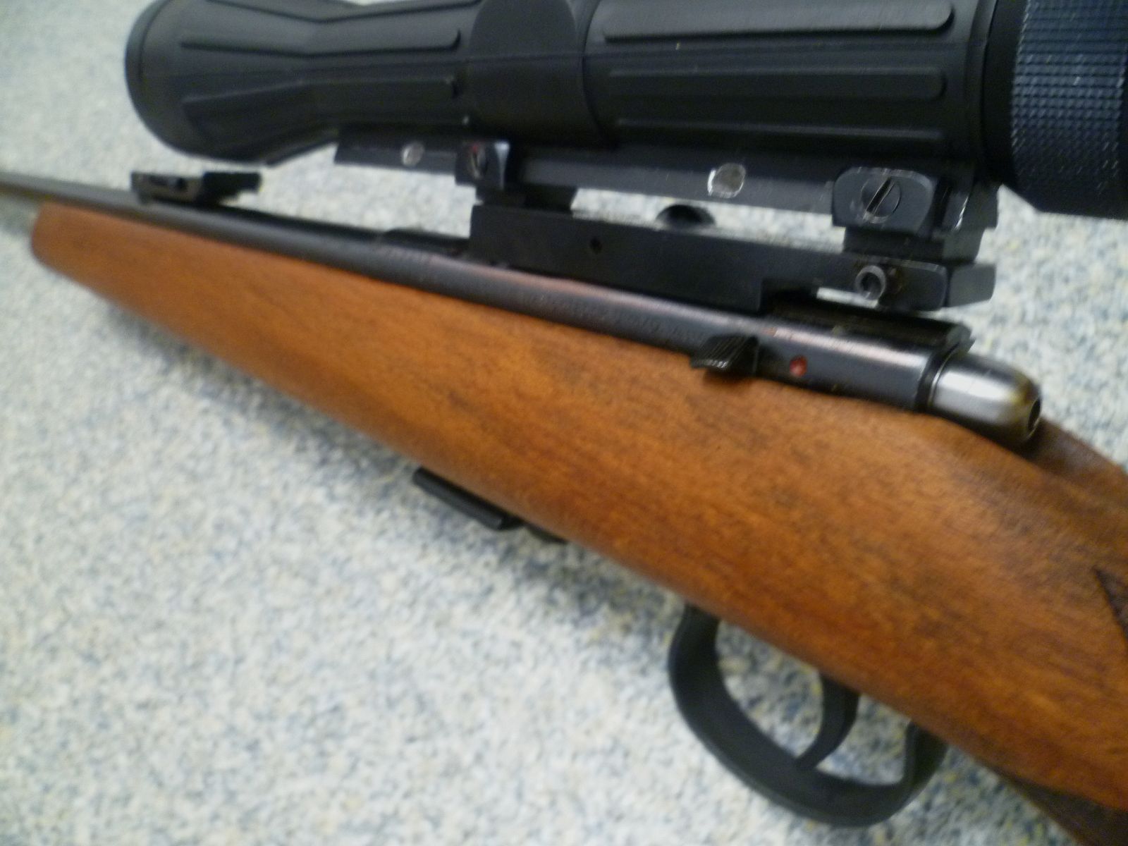 Repetierbüchse Anschütz 1400/40 .22lr.