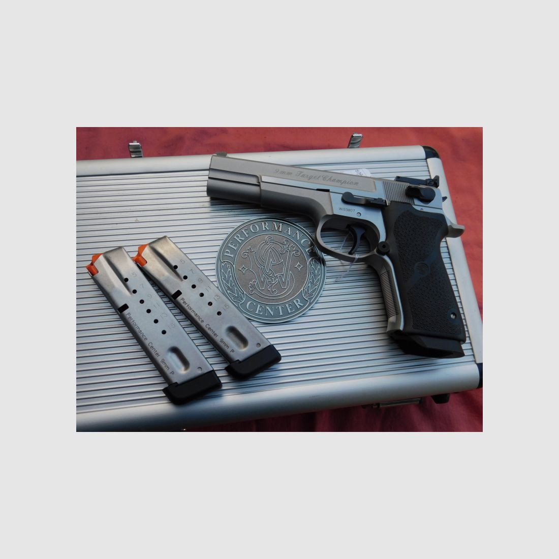 Performance Center Smith & Wesson Target Champion S&W Pistole 5 Zoll Kal. 9mm Luger, neuwertig, komp