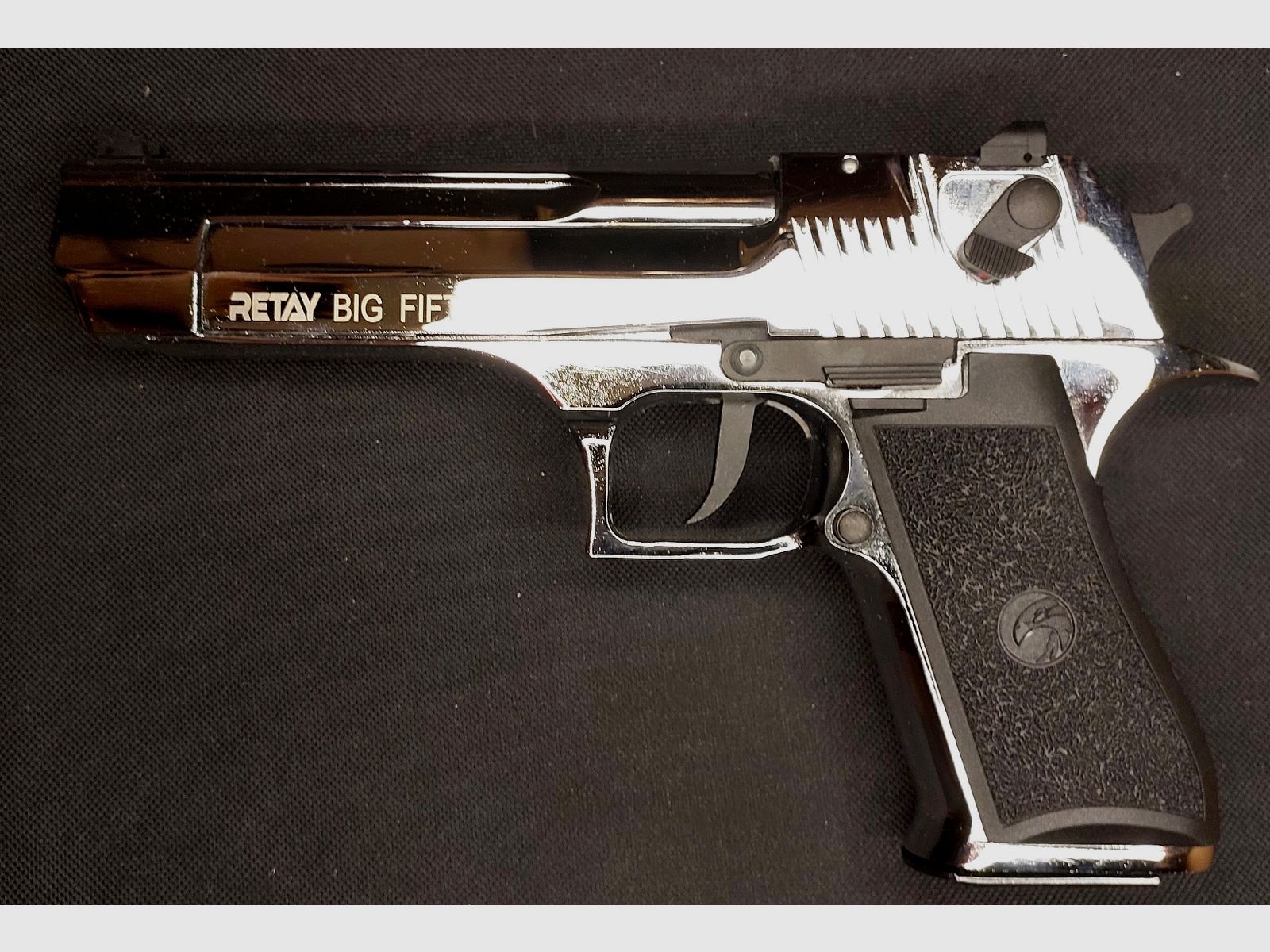 Retay Big Fifty Schreckschusspistole 9mm P.A.K. Chrom-Finish (PTB 1074) wie neu!