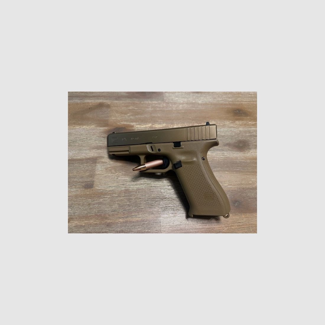 ***NEU*** Glock 19X Gen.5 (Cal. 9mm) avec 4 chargeurs